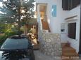 Parkeerplaats Povljana, Pag, Parkeerplaats 16704 - Appartementen near sea with pebble beach.
