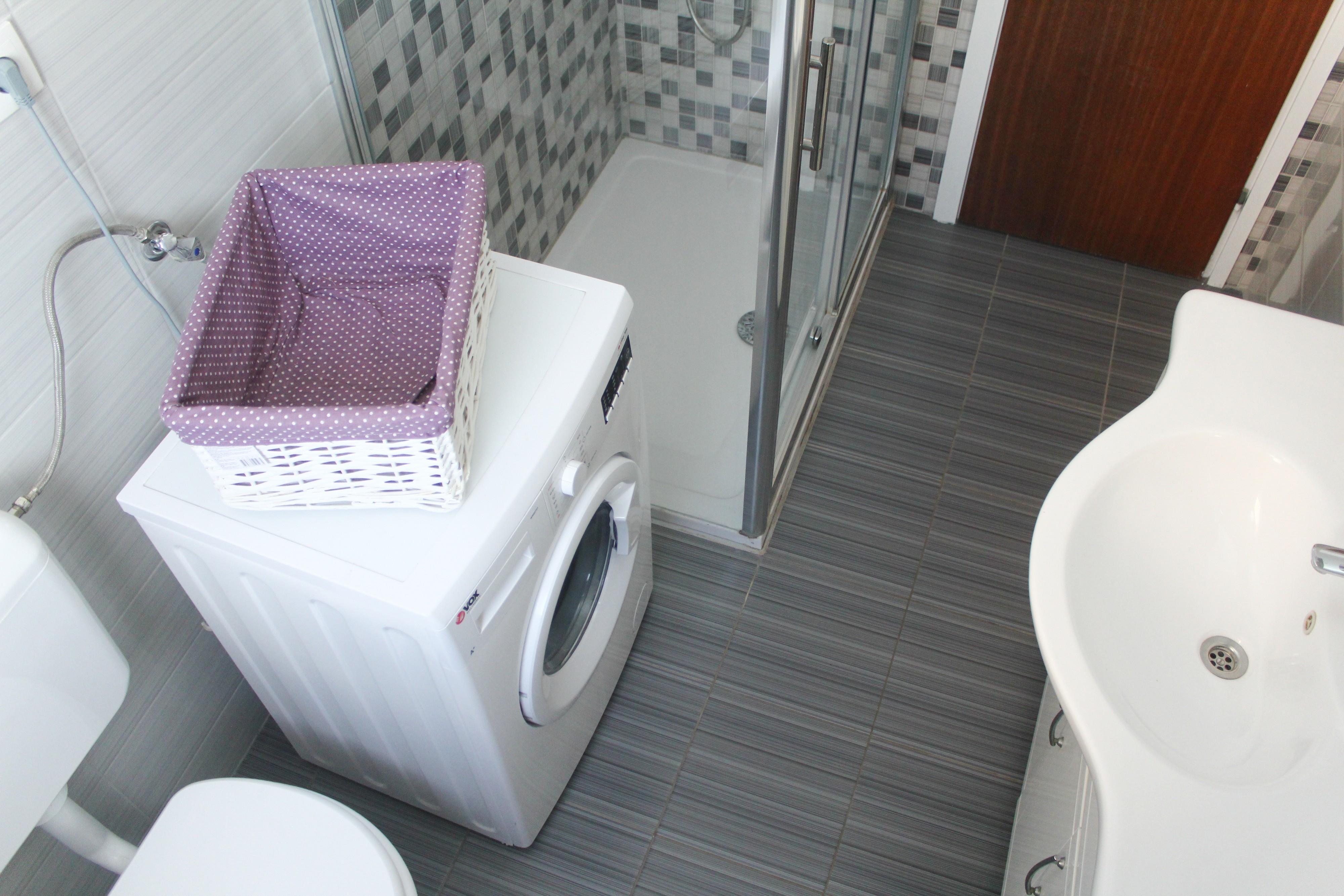 Three bedroom apartment with terrace Sveti Filip i Jakov, Biograd  A-a