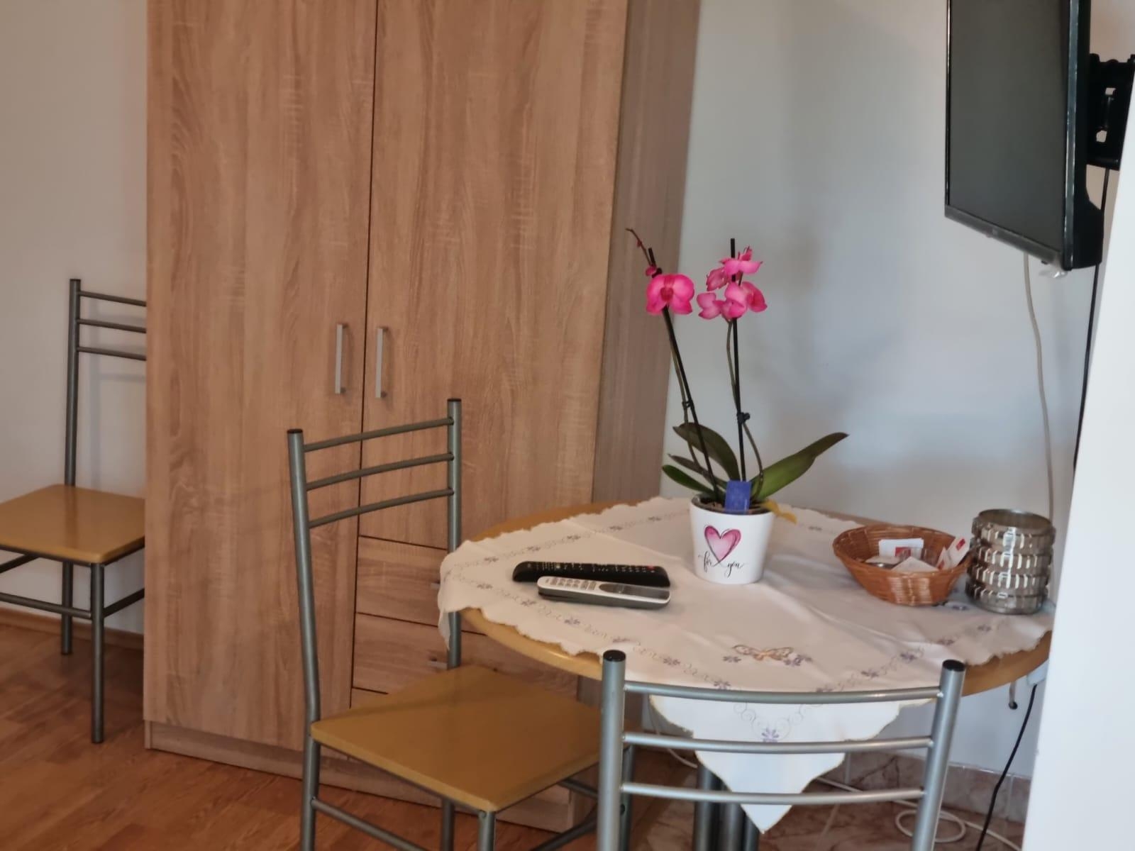 Studio flat with terrace Sveti Filip i Jakov, Biograd (AS-16708-a) Studio flat with terrace Sveti Filip i Jakov, Biograd (AS-16708-a)