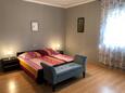 Slaapkamer Barbat, Slaapkamer in the apartment, (pet friendly) en WiFi.