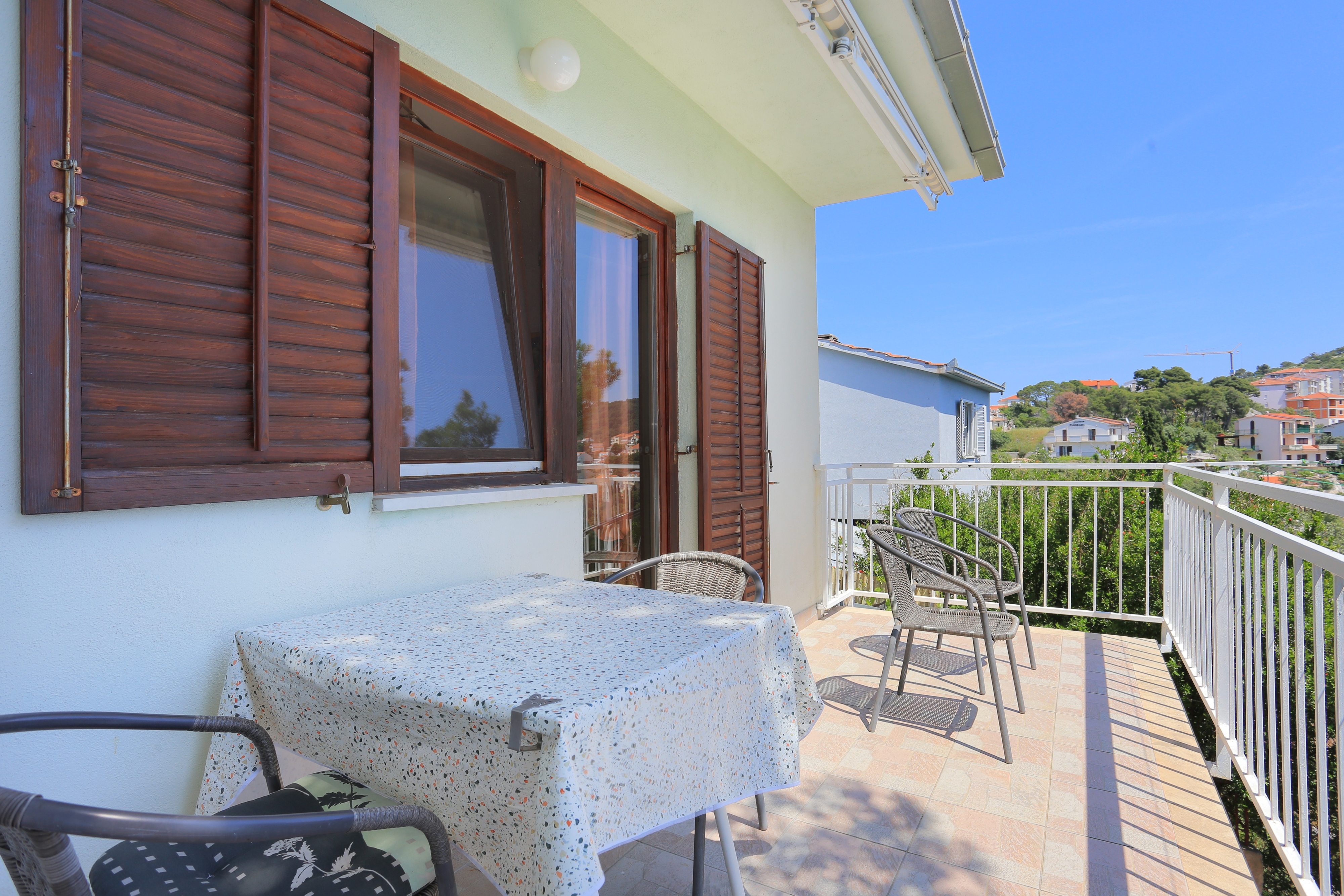 One bedroom apartment with balcony and sea view Trogir  A-a