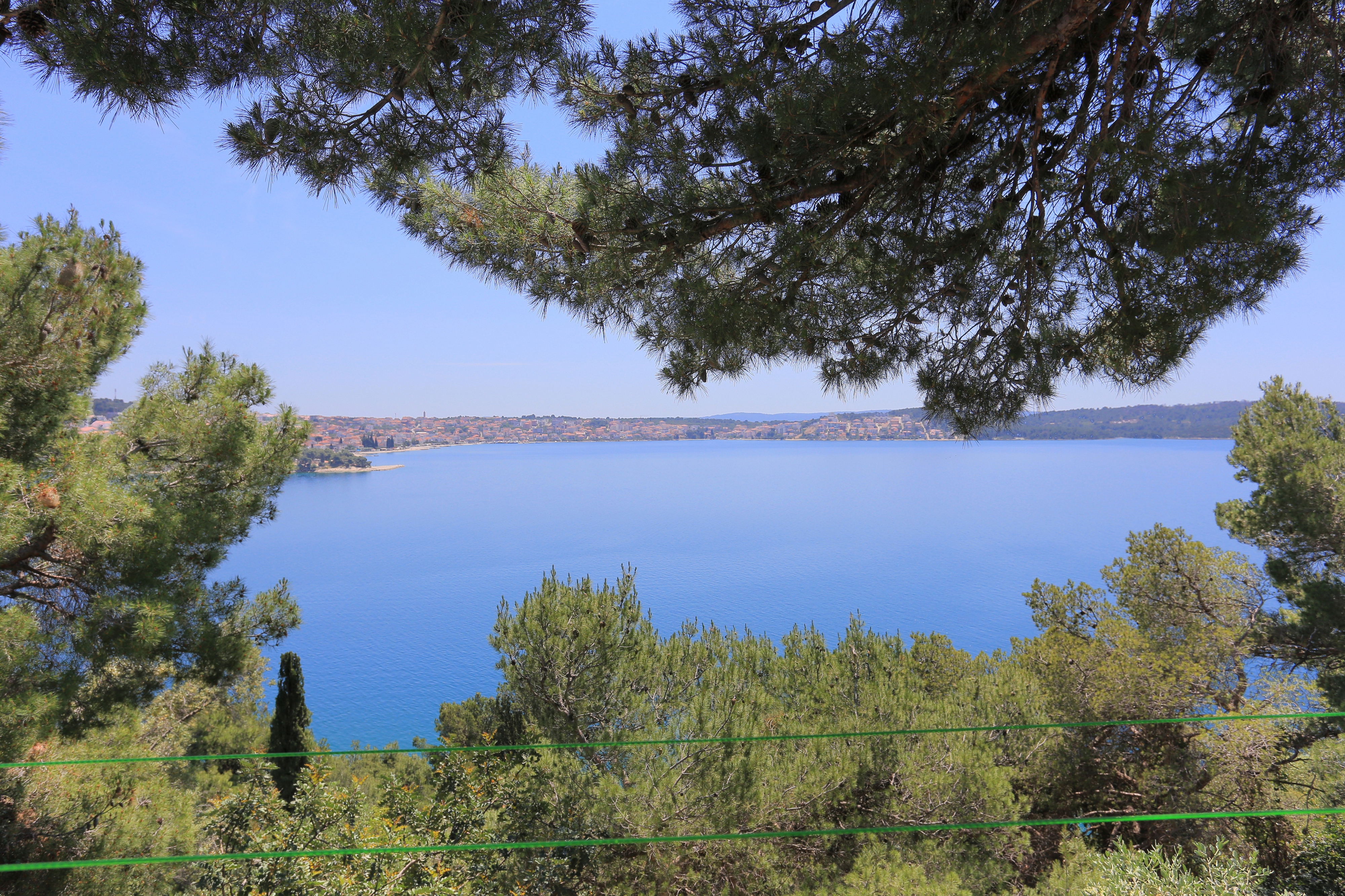 One bedroom apartment with balcony and sea view Trogir  A-b