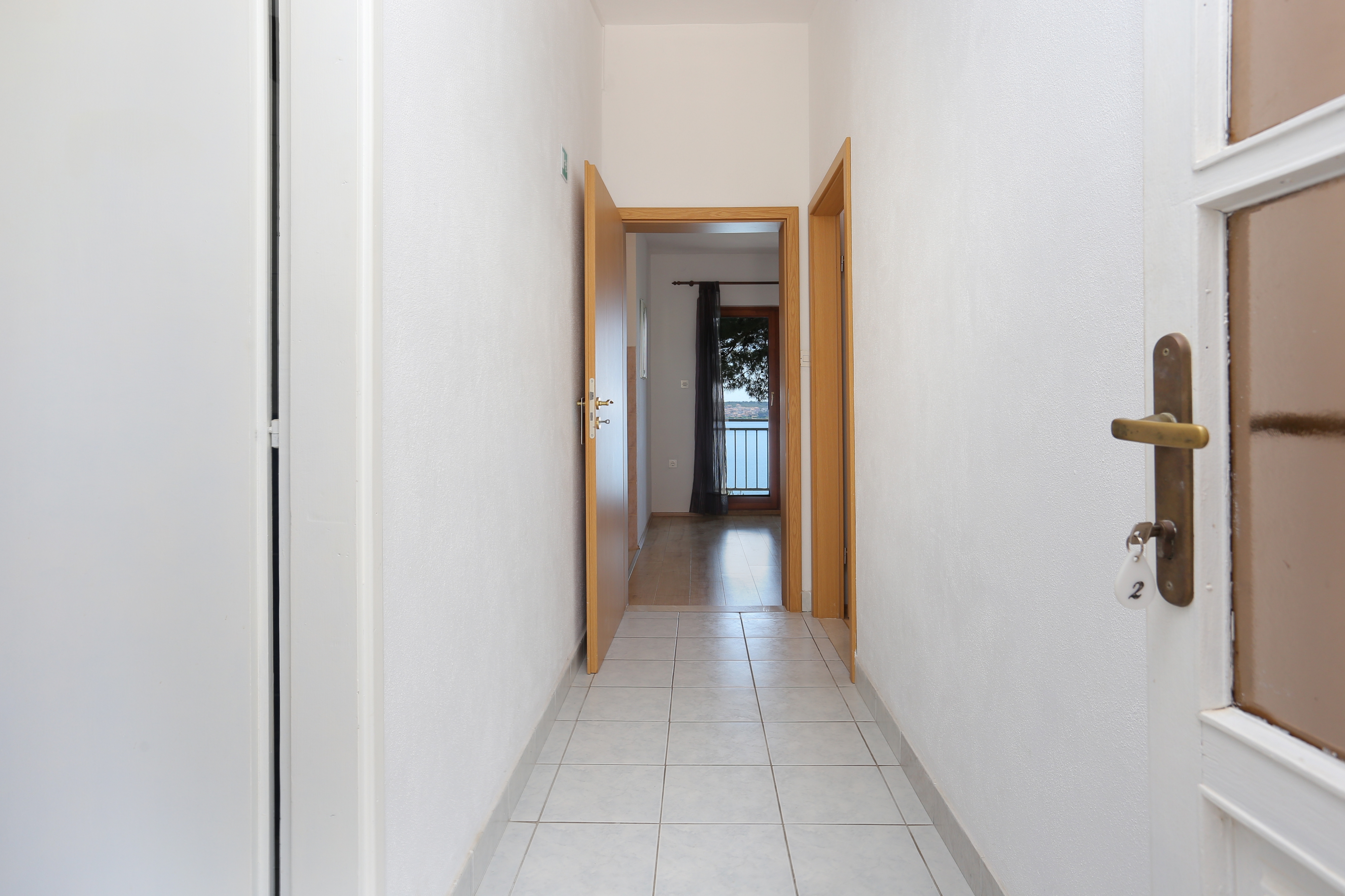 One bedroom apartment with balcony and sea view Trogir  A-b
