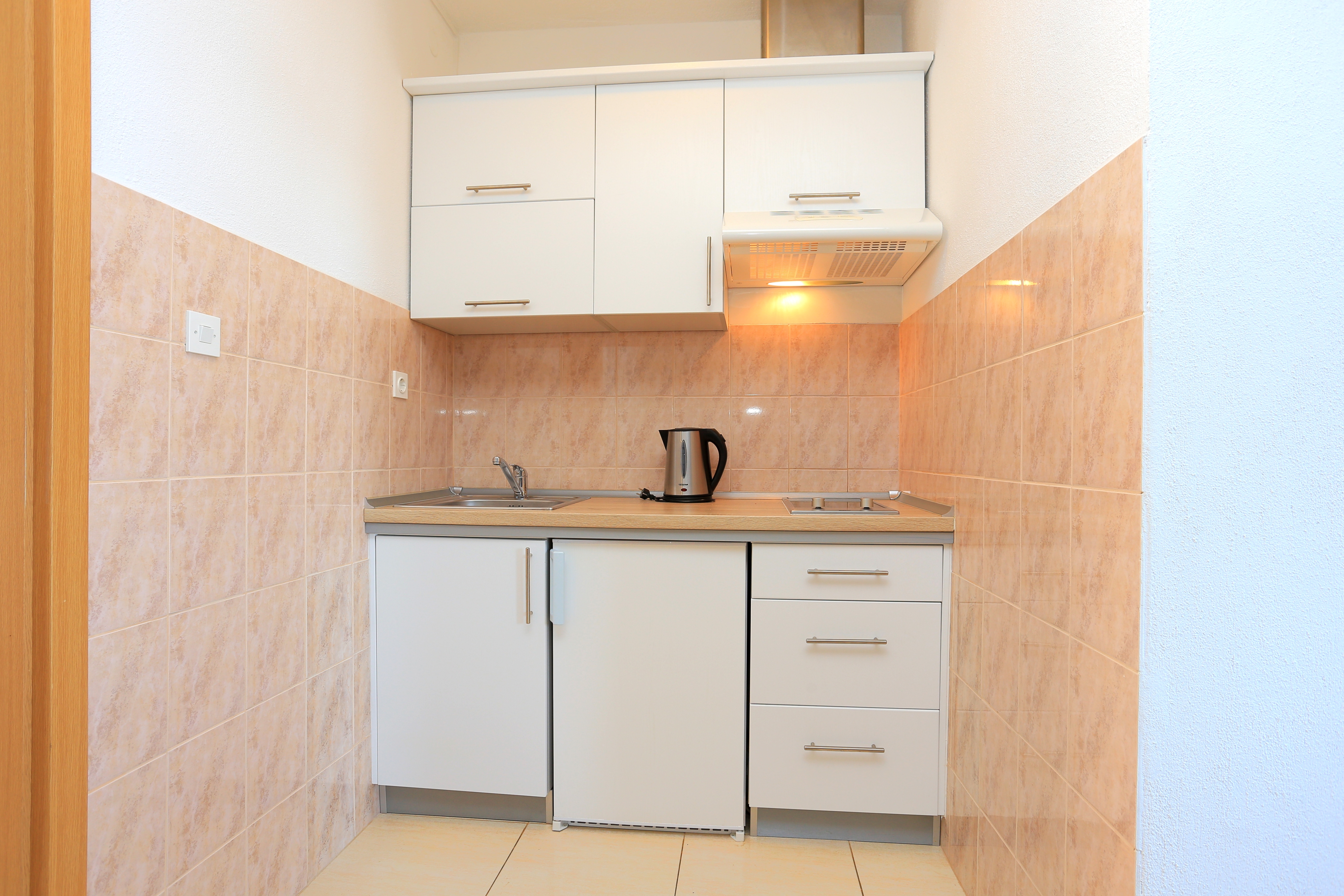 One bedroom apartment with balcony and sea view Trogir  A-b