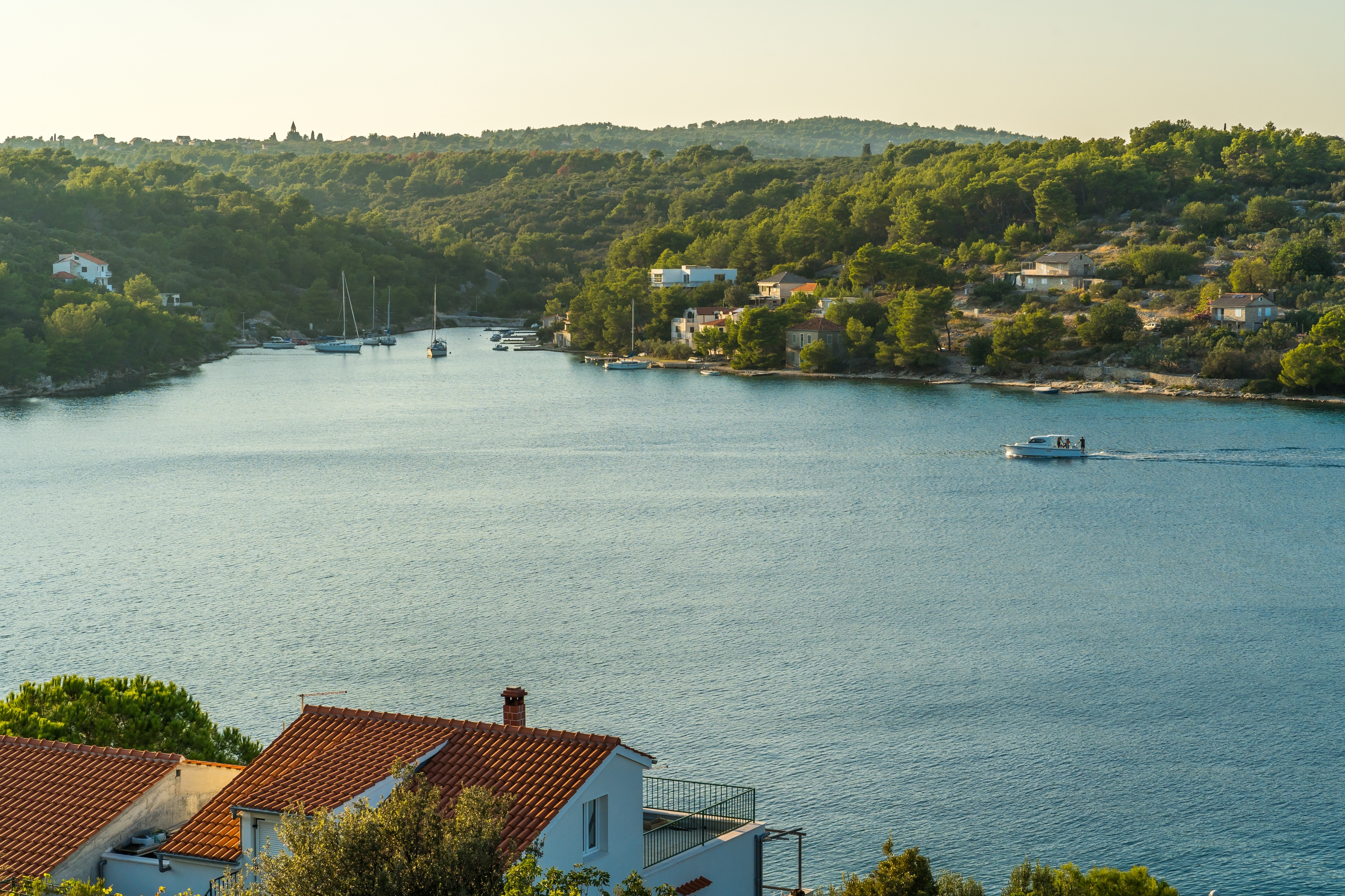 One bedroom apartment with terrace and sea view Nečujam, Šolta  A-a