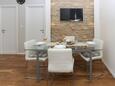 Dining room Mavarštica, Dining room in the apartment, (pet friendly) and WiFi.