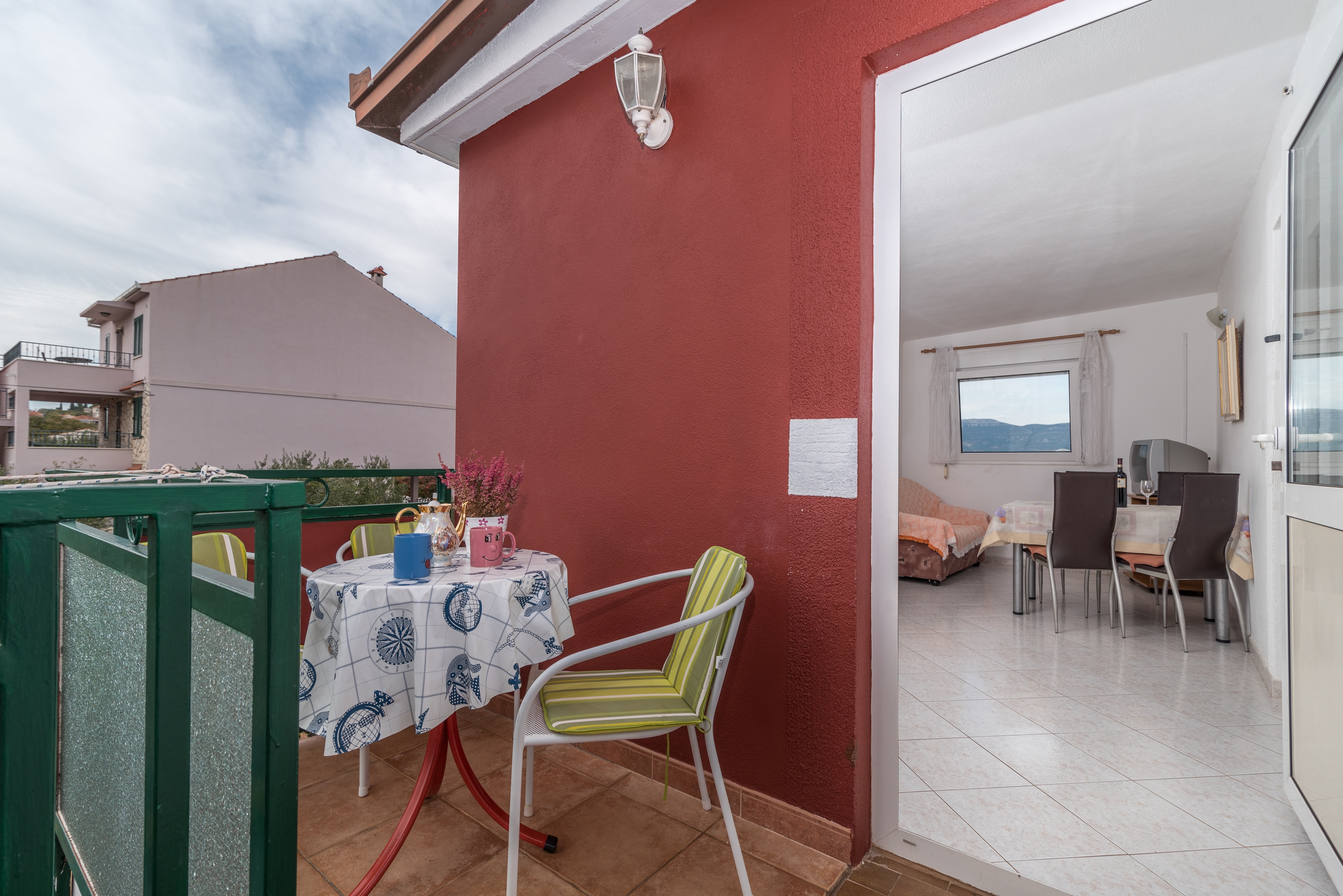 Two bedroom apartment with terrace and sea view Slatine, Čiovo  A-b