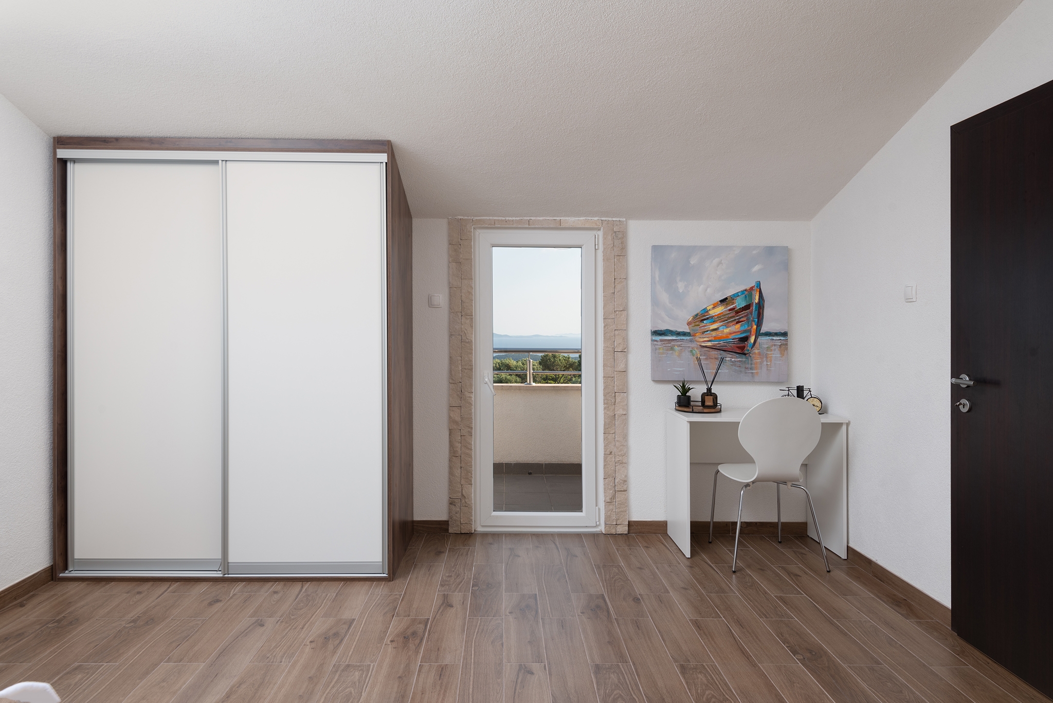 Comfortable and spacious house with terrace and sea view Milna, Brač  K