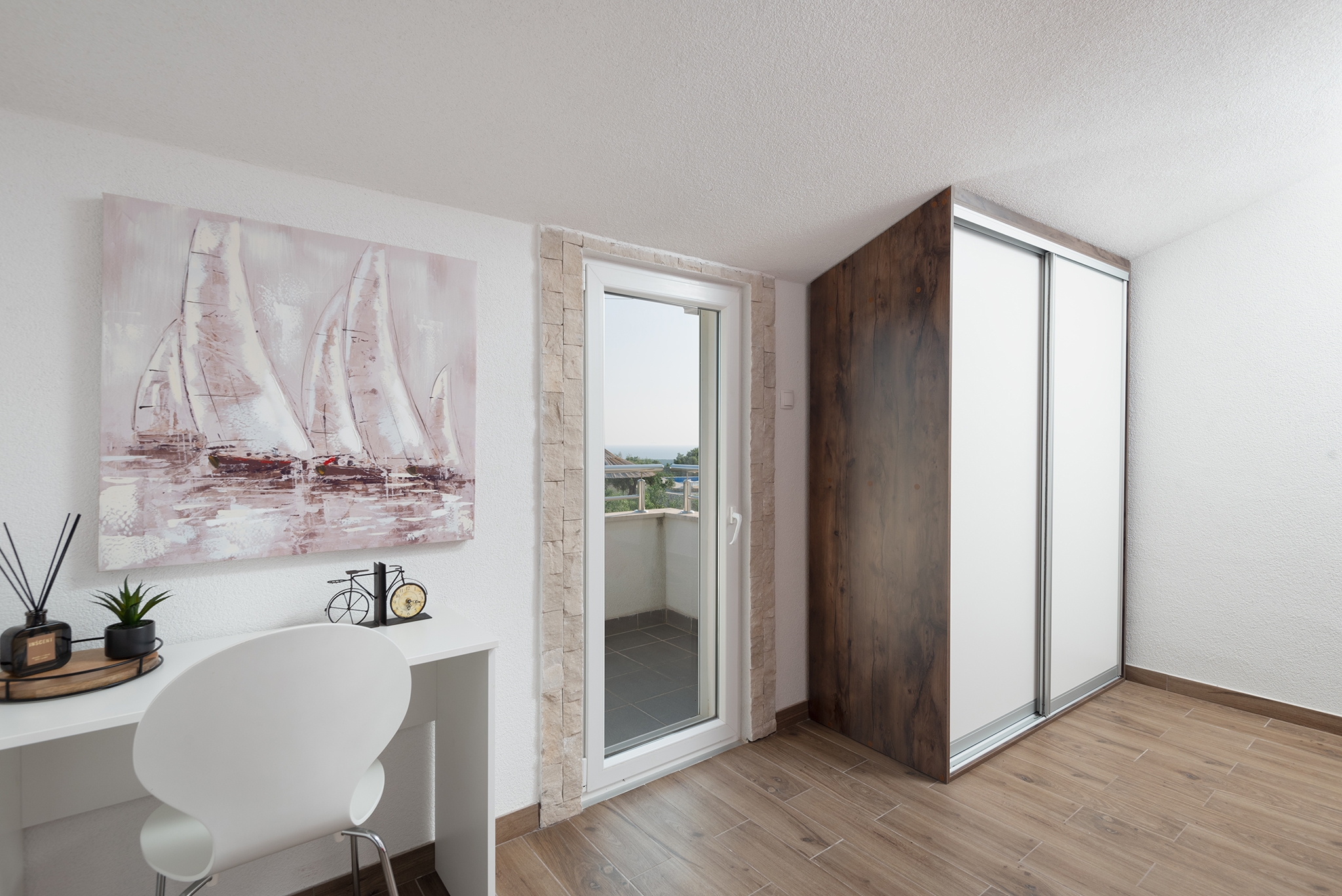 Comfortable and spacious house with terrace and sea view Milna, Brač  K