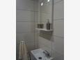 Kupaonica Senj, Kupaonica u smještaju tipa studio-apartment, kućni ljubimci dozvoljeni i WiFi.