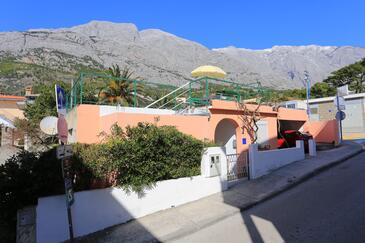 Objekt Baška Voda, Makarska, Objekt 16766 - Apartmaji s prodnato plažo.