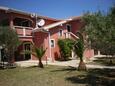 Courtyard Vir, Vir, Courtyard 16768 - Apartments with pebble beach.
