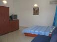 Barbat, Спальня в размещении типа studio-apartment, доступный кондиционер, Домашние животные допускаются и WiFi.