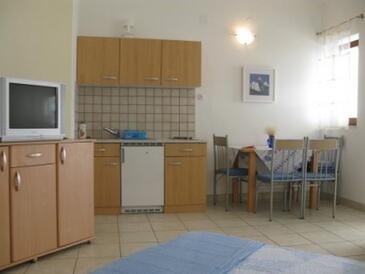 Barbat, Кухня в размещении типа studio-apartment, Домашние животные допускаются и WiFi.