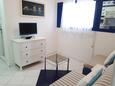 Obývací pokoj Petrčane, Obývací pokoj v ubytování typu apartment, s klimatizací, domácí mazlíčci povoleni a WiFi.