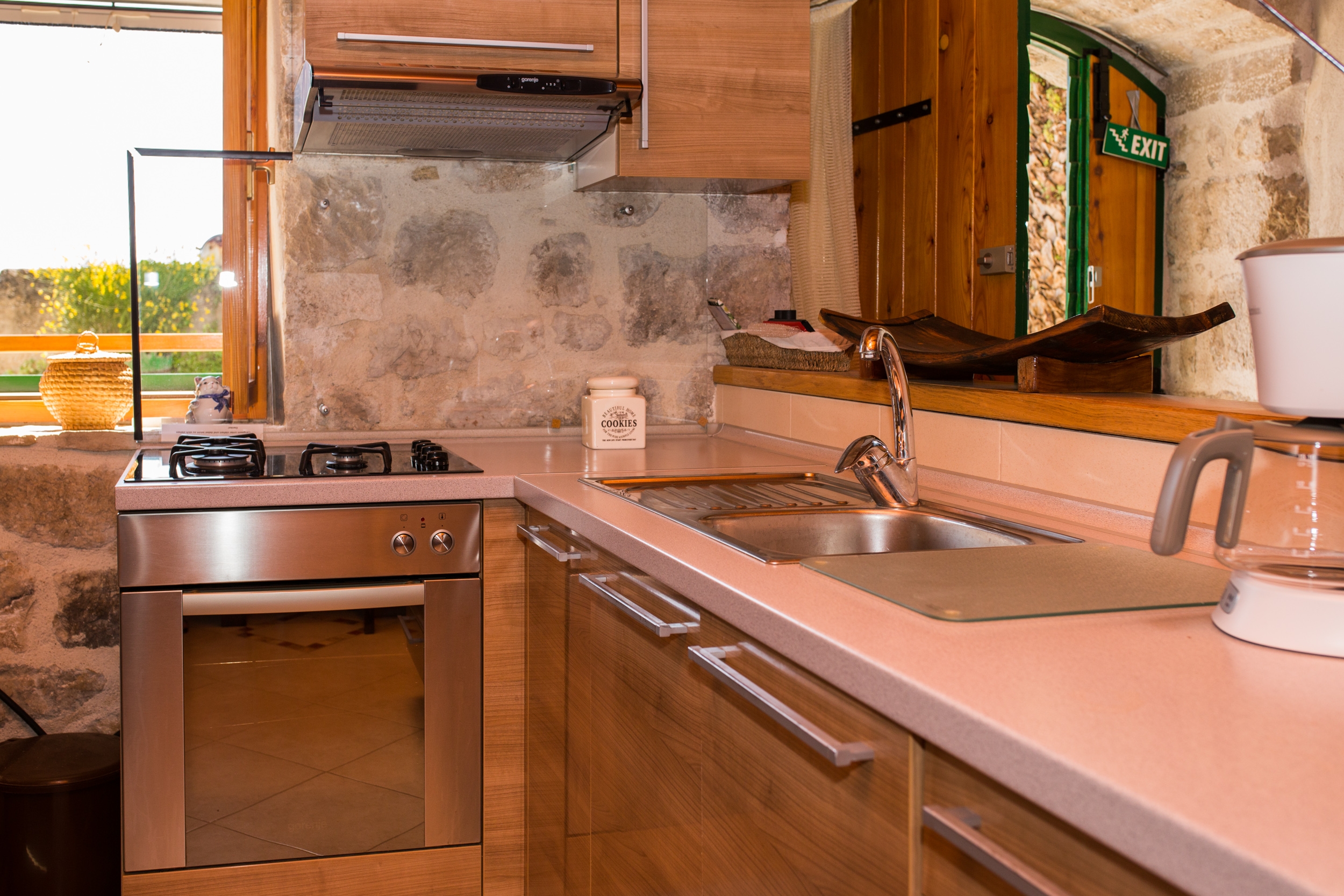 Two bedroom house with terrace and sea view Gornja Podgora, Makarska  K
