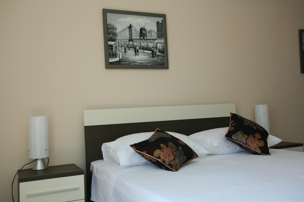 Four bedroom house with terrace and sea view Sumartin, Brač  K