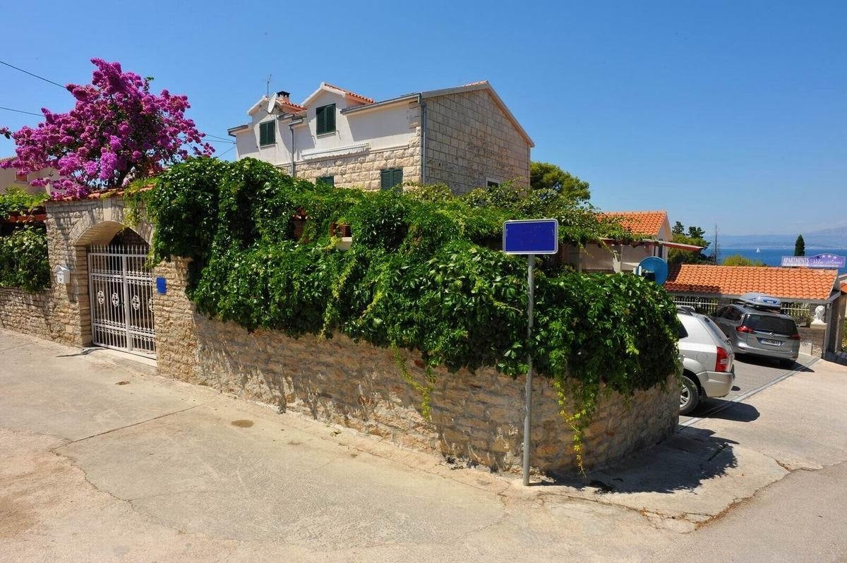 Top Brač Sutivan Top Brač Sutivan