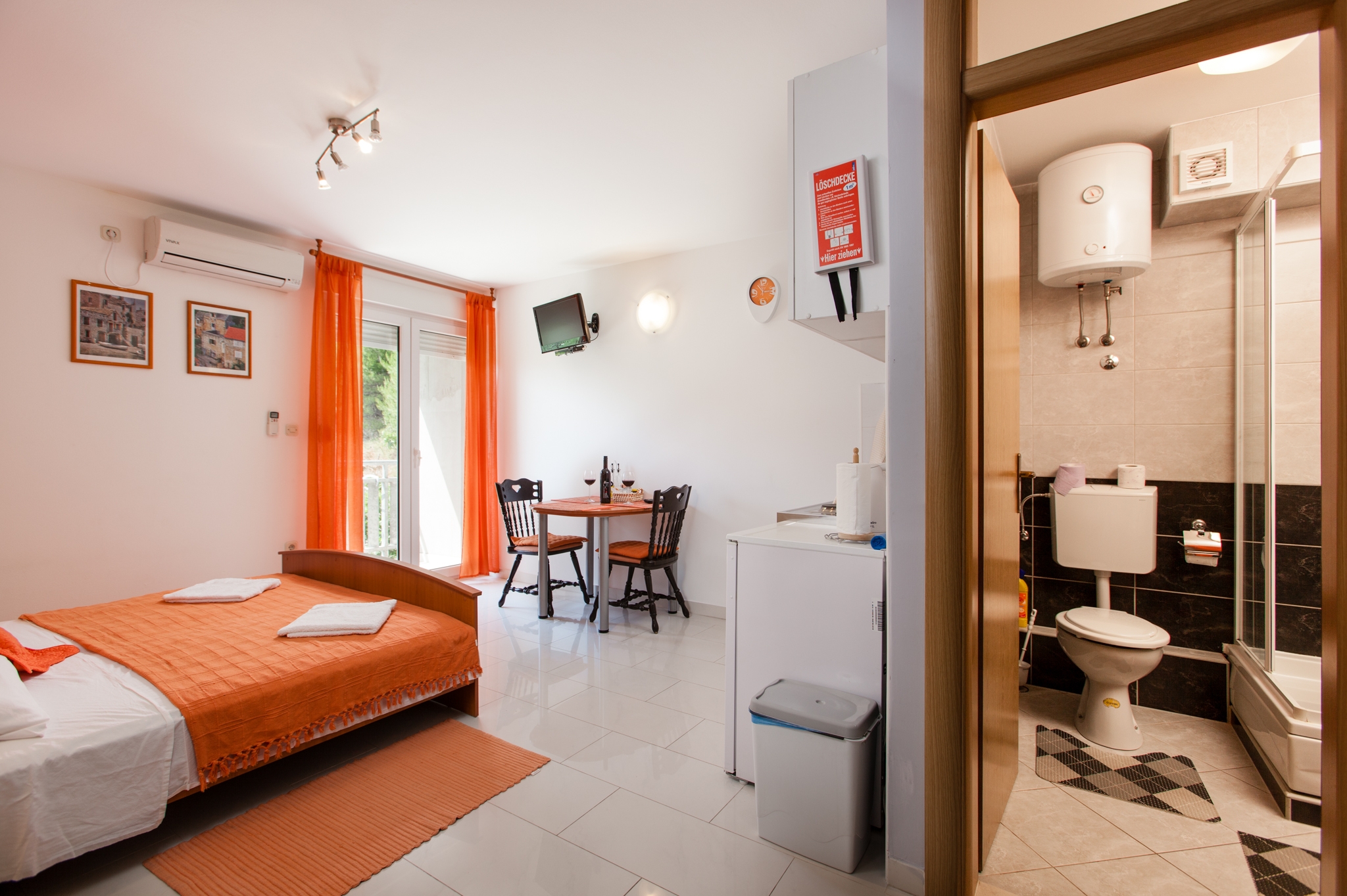 Studio S teraso in pogledom na morje Duće, Omiš  AS-d