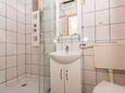 Koupelna 1 Okrug Gornji, Koupelna 1 v ubytování typu apartment, WiFi.