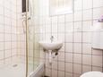 Koupelna 1 Okrug Gornji, Koupelna 1 v ubytování typu apartment, WiFi.