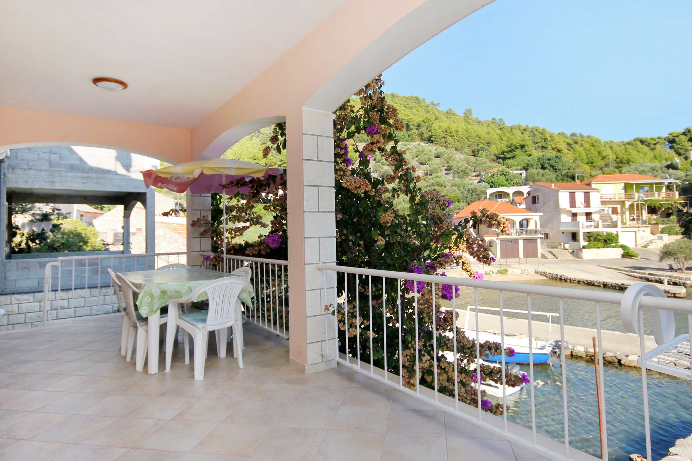 Two bedroom apartment with terrace and sea view Gršćica, Korčula  A-a