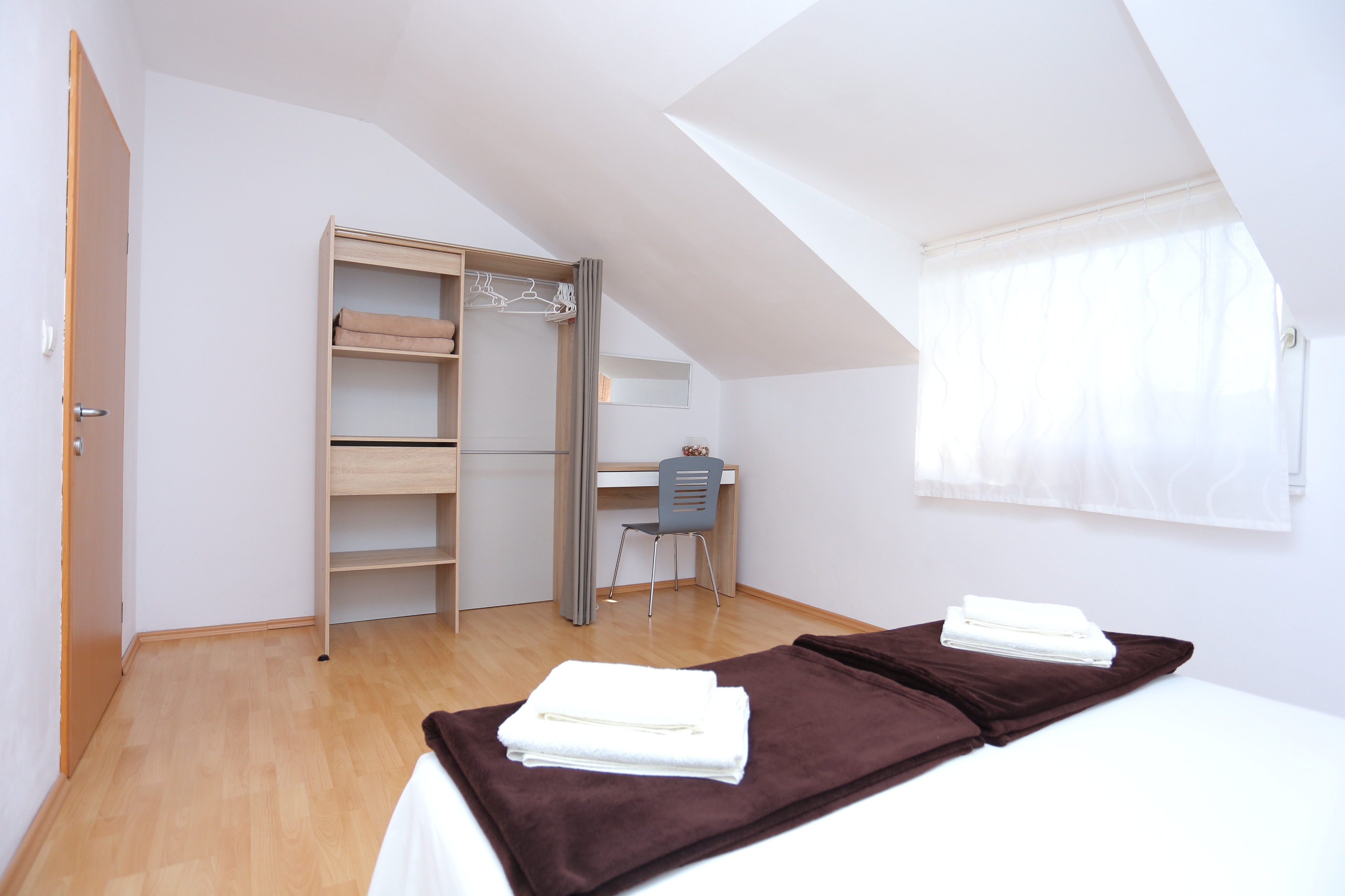 Two bedroom apartment with terrace Slunj, Plitvice  A-a