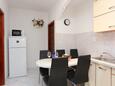 Blagovaonica Tučepi, Blagovaonica u smještaju tipa apartment, WiFi.