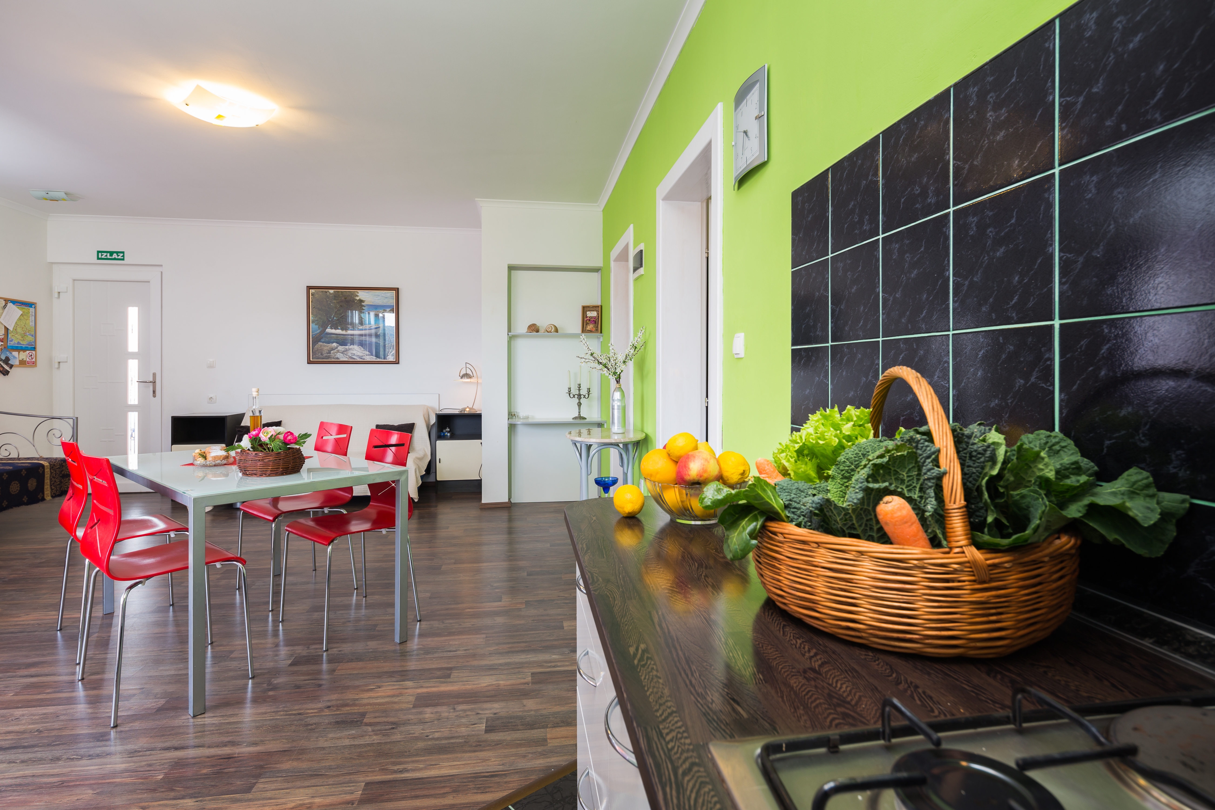 One bedroom apartment with terrace and sea view Vinišće, Trogir  A-a