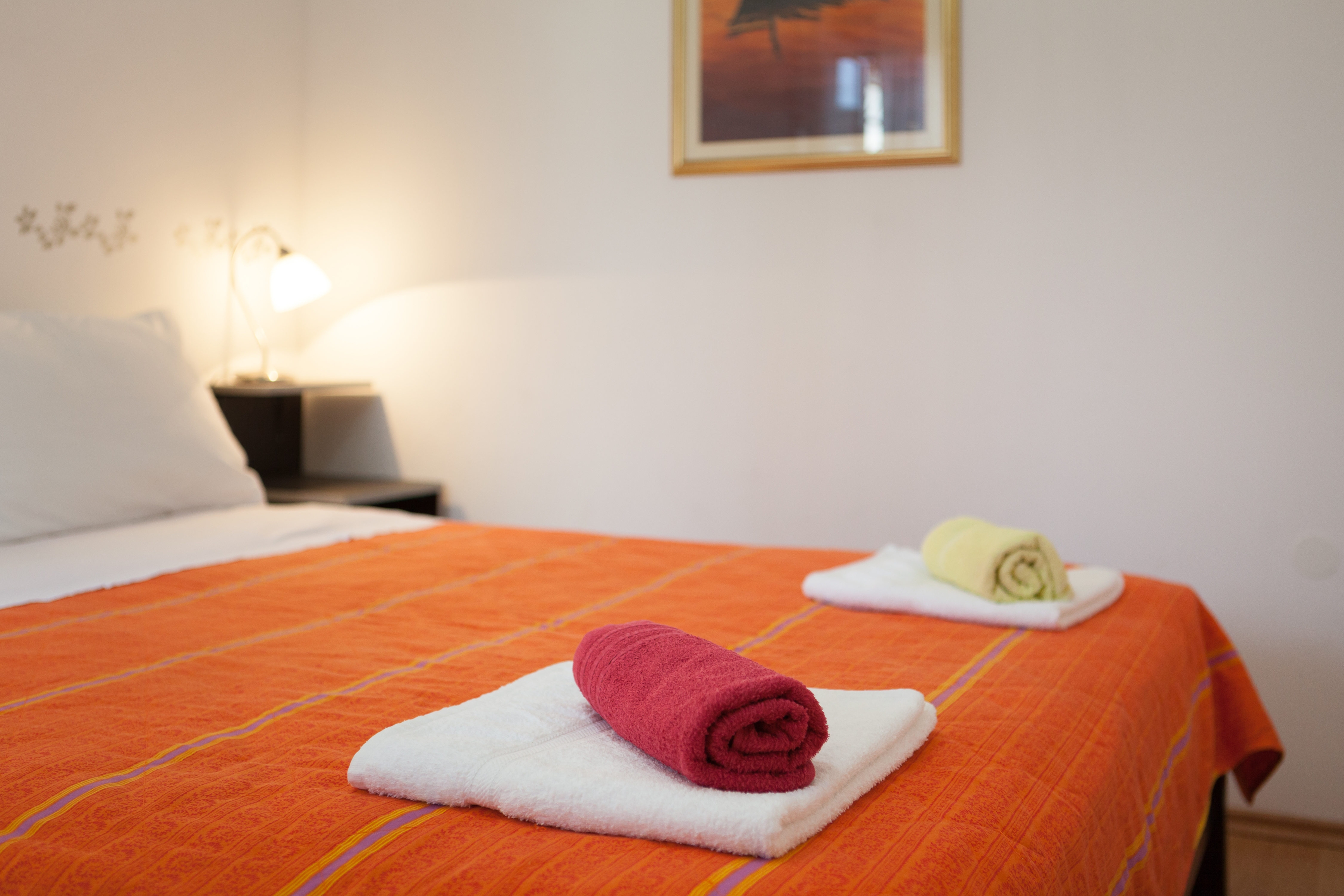 One bedroom apartment with terrace Vinišće, Trogir  A-b