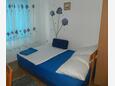 Dormitorio Vir - Lozice, Dormitorio in the studio-apartment, (pet friendly) y WiFi.