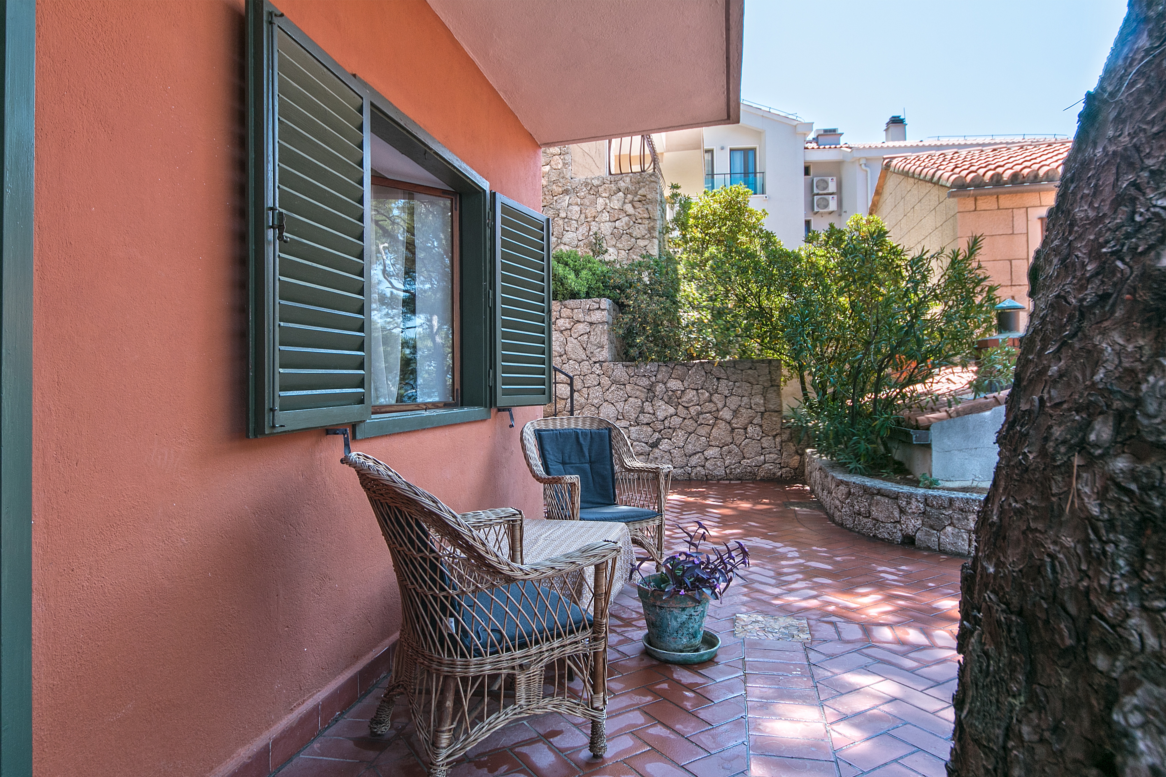 One bedroom apartment near beach Brela, Makarska (A-16950-b) One bedroom apartment near beach Brela, Makarska (A-16950-b)