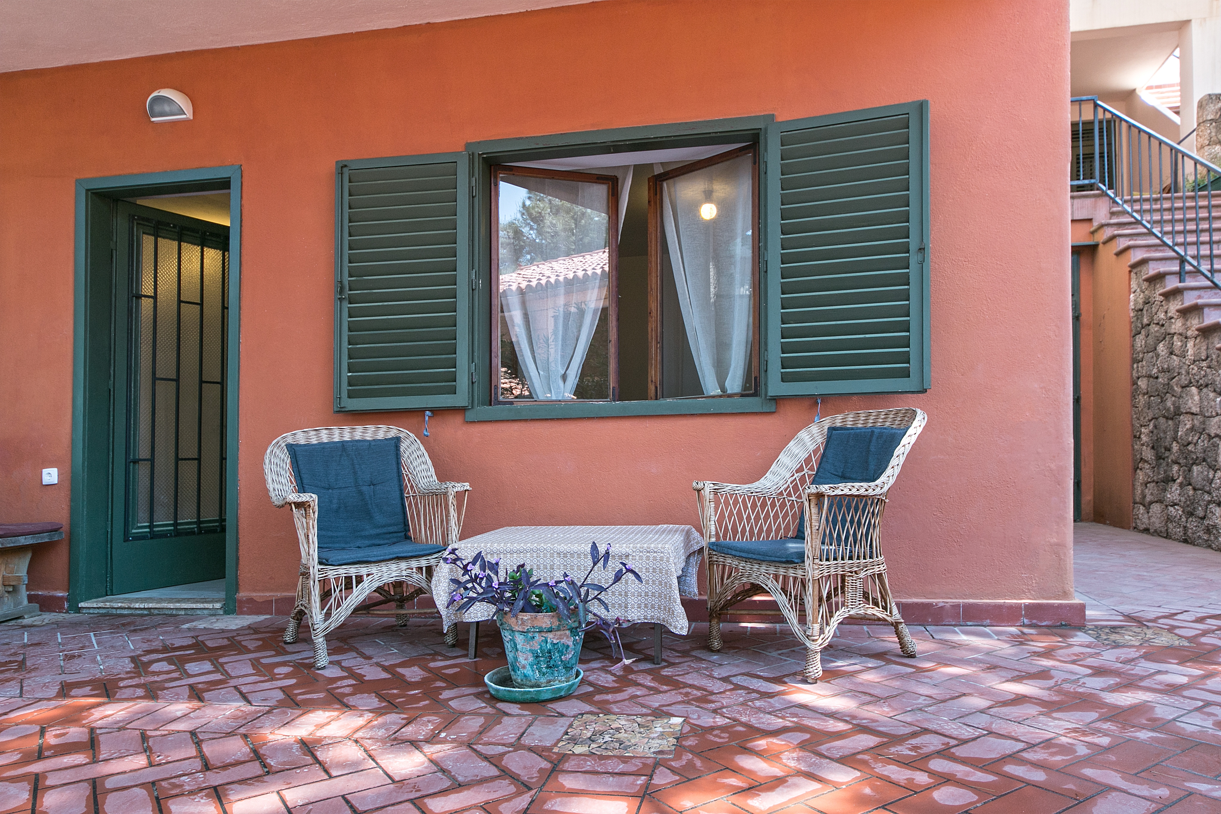 One bedroom apartment near beach Brela, Makarska  A-b