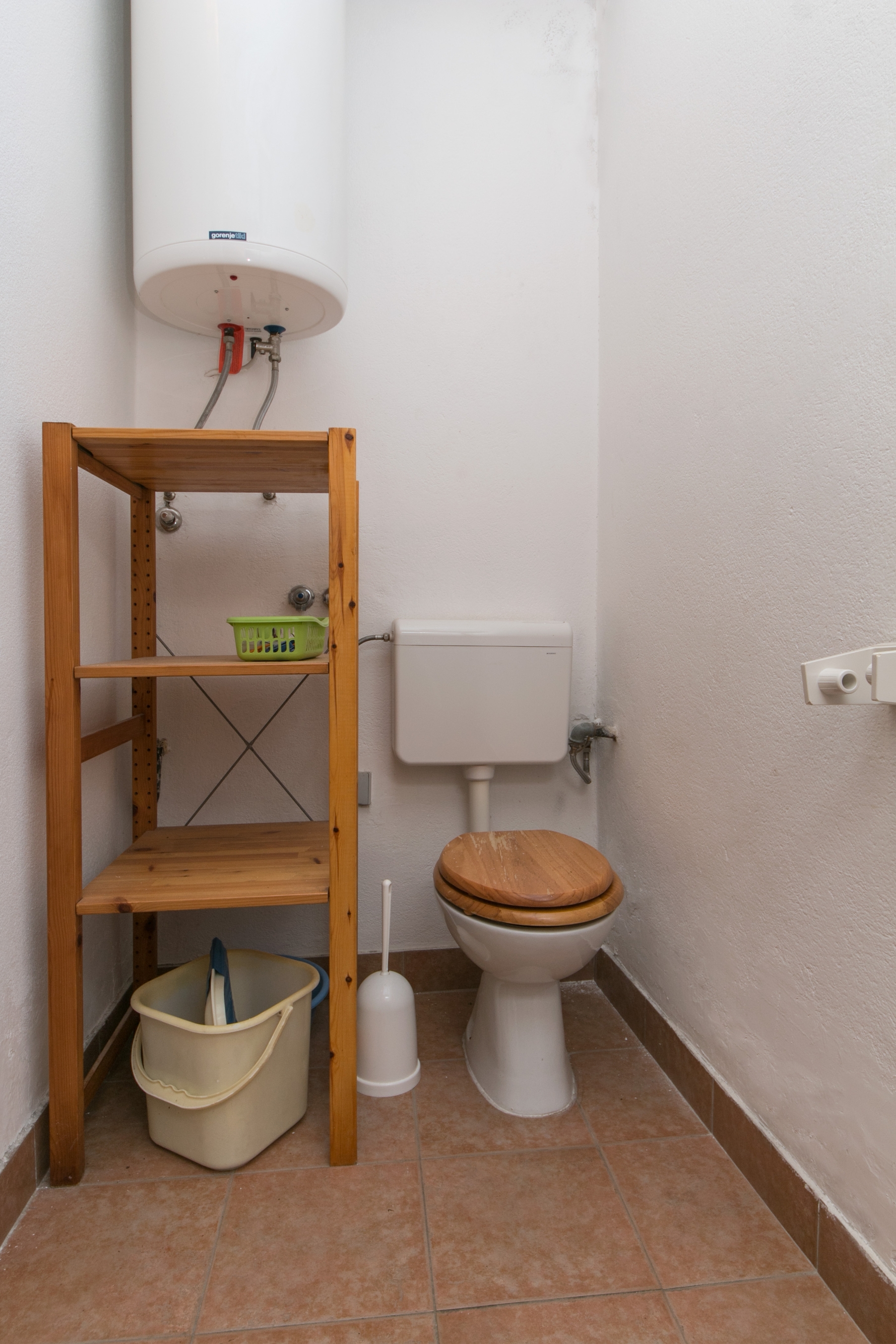 One bedroom apartment near beach Brela, Makarska  A-d