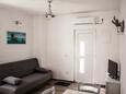 Obývací pokoj Sveti Filip i Jakov, Obývací pokoj v ubytování typu studio-apartment, s klimatizací a WiFi.