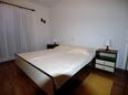 Ložnice 2 Barbat, Ložnice 2 v ubytování typu apartment, s klimatizací, domácí mazlíčci povoleni a WiFi.