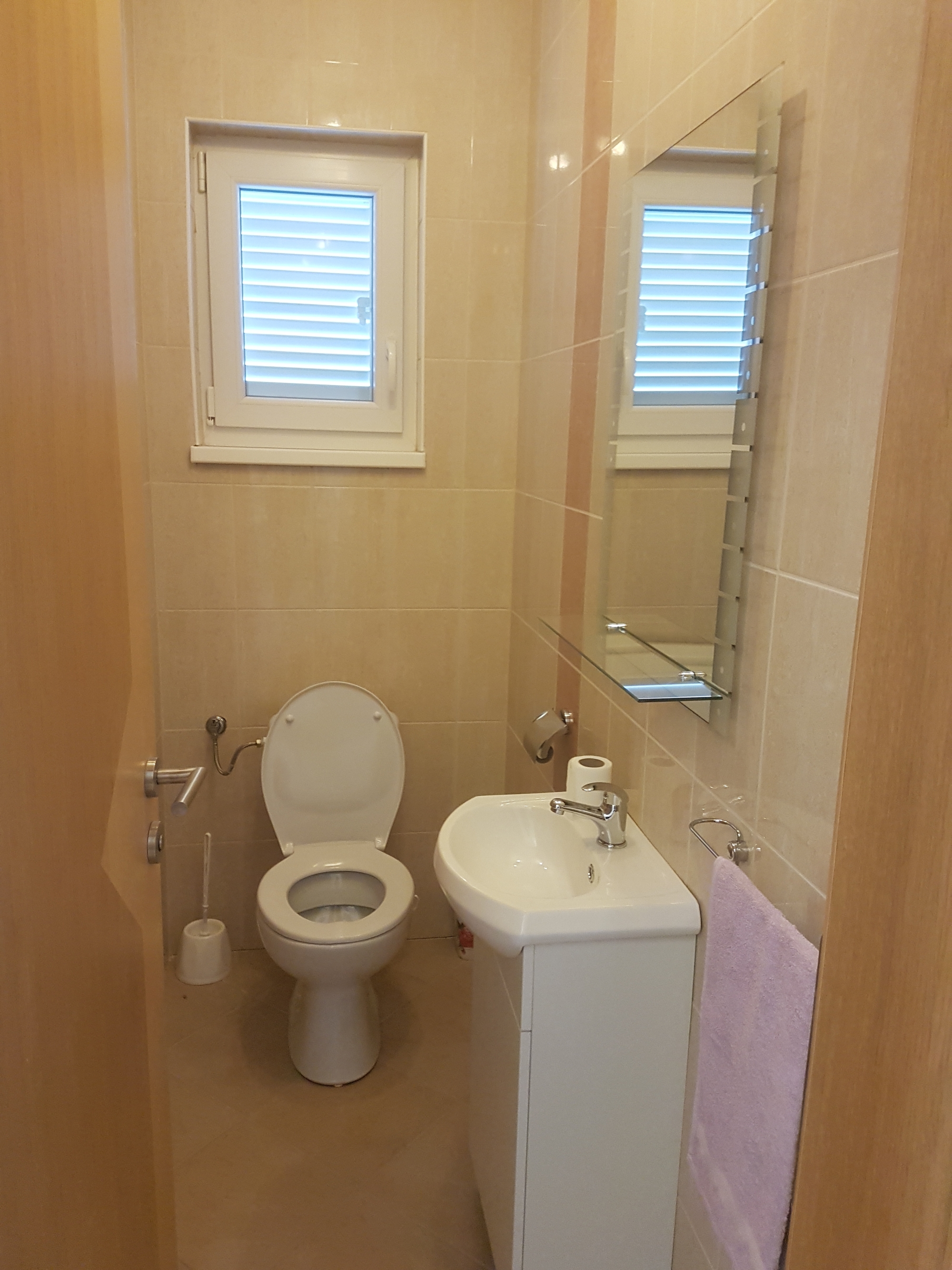 Two bedroom apartment with terrace Novi Vinodolski  A-a