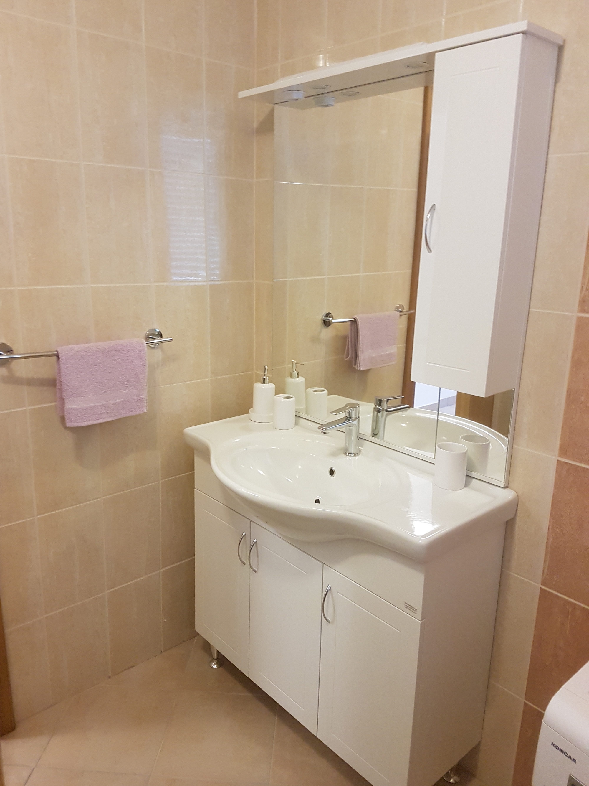 Two bedroom apartment with terrace Novi Vinodolski  A-a