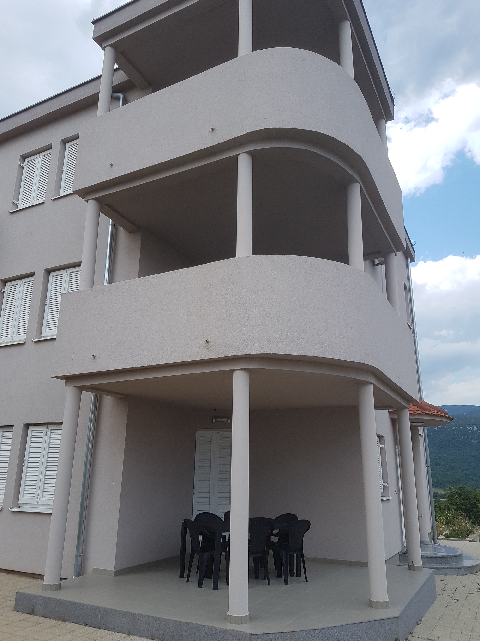 Two bedroom apartment with terrace Novi Vinodolski  A-a