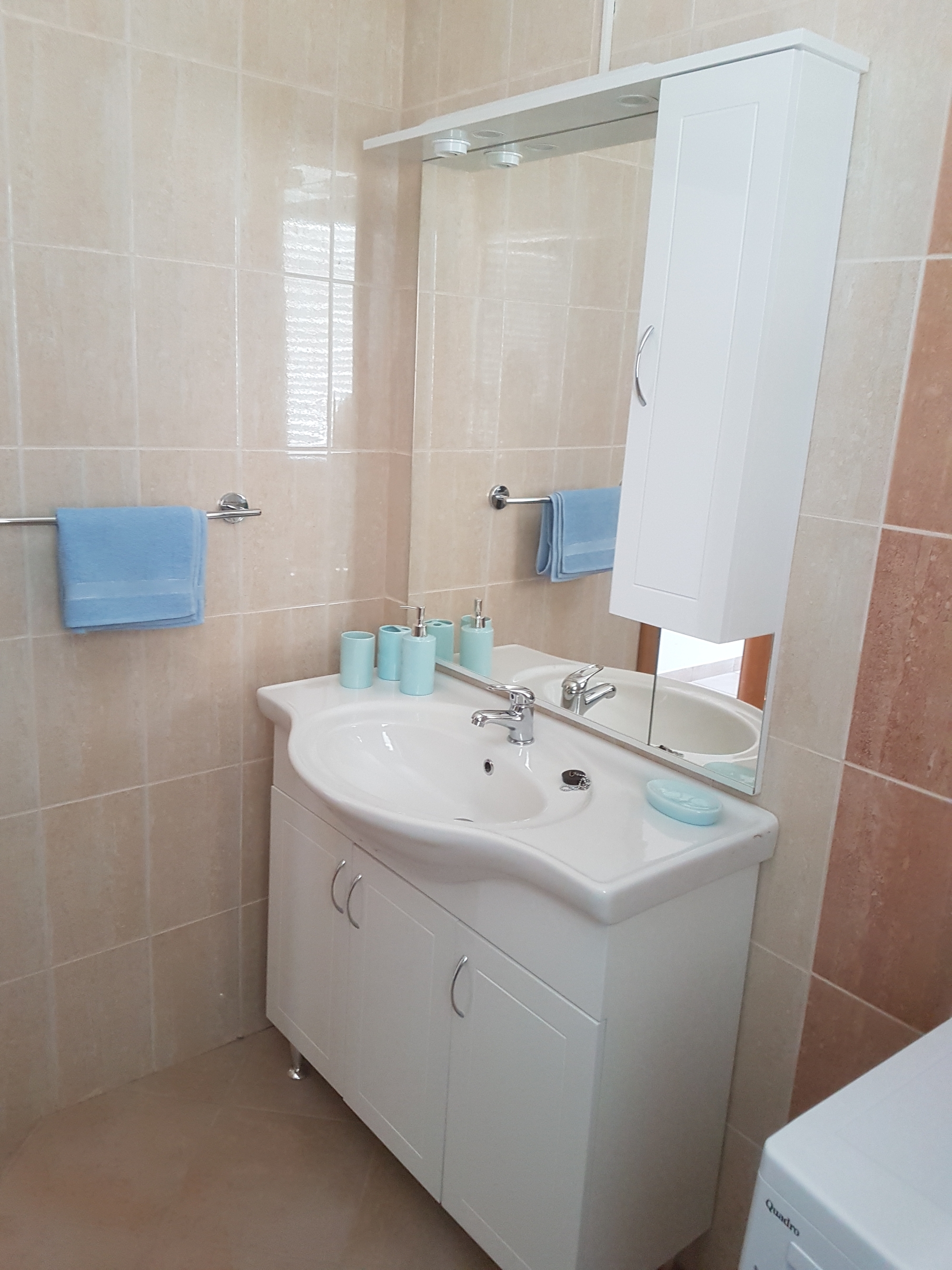 Two bedroom apartment with terrace and sea view Novi Vinodolski  A-b