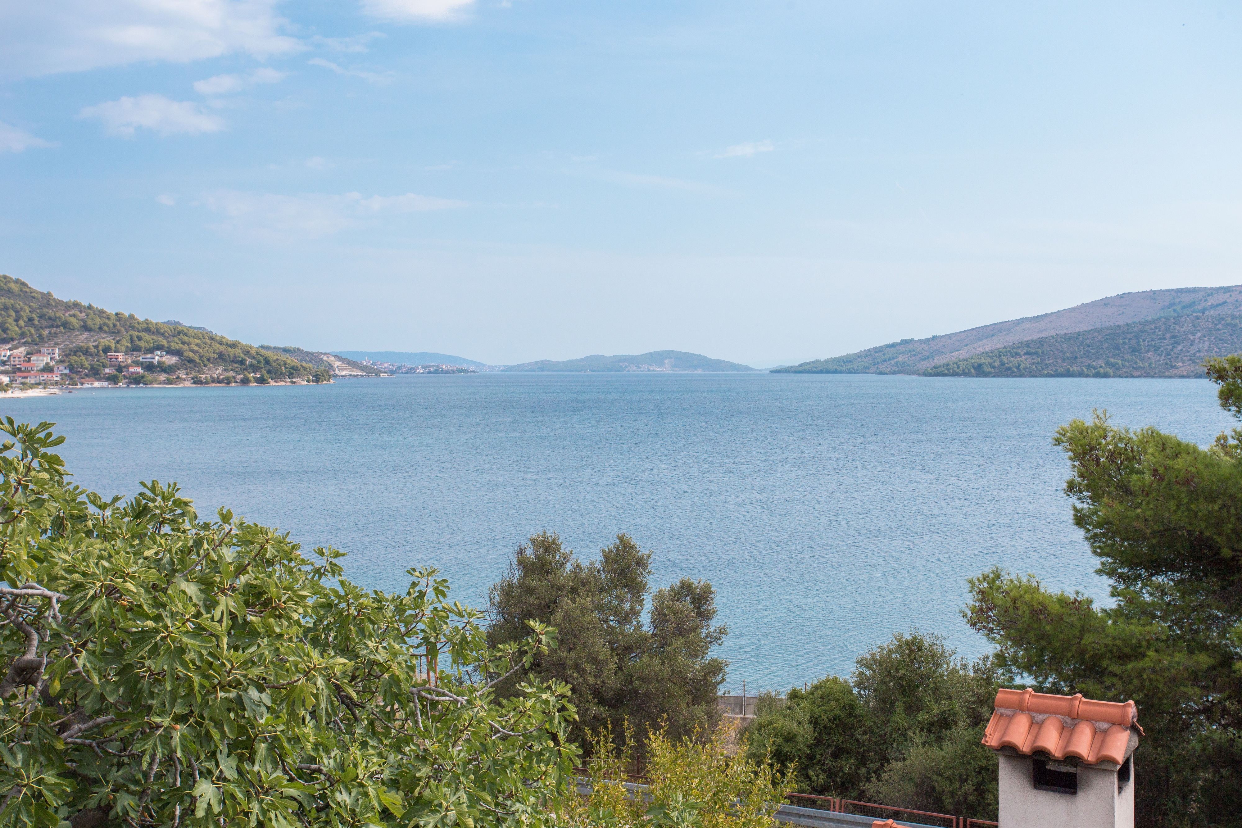Three bedroom apartment near beach Poljica, Trogir  A-a