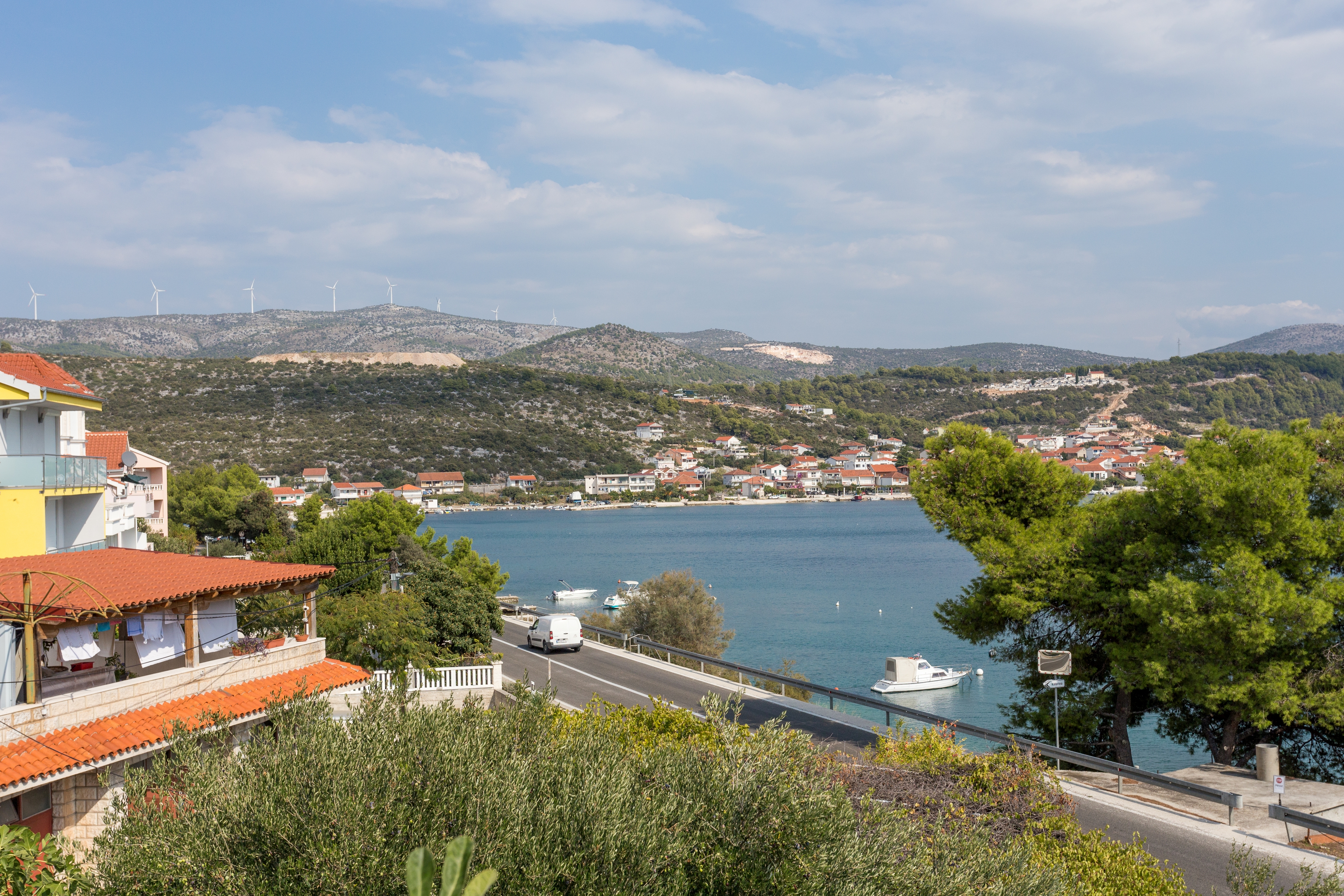 Three bedroom apartment near beach Poljica, Trogir  A-a