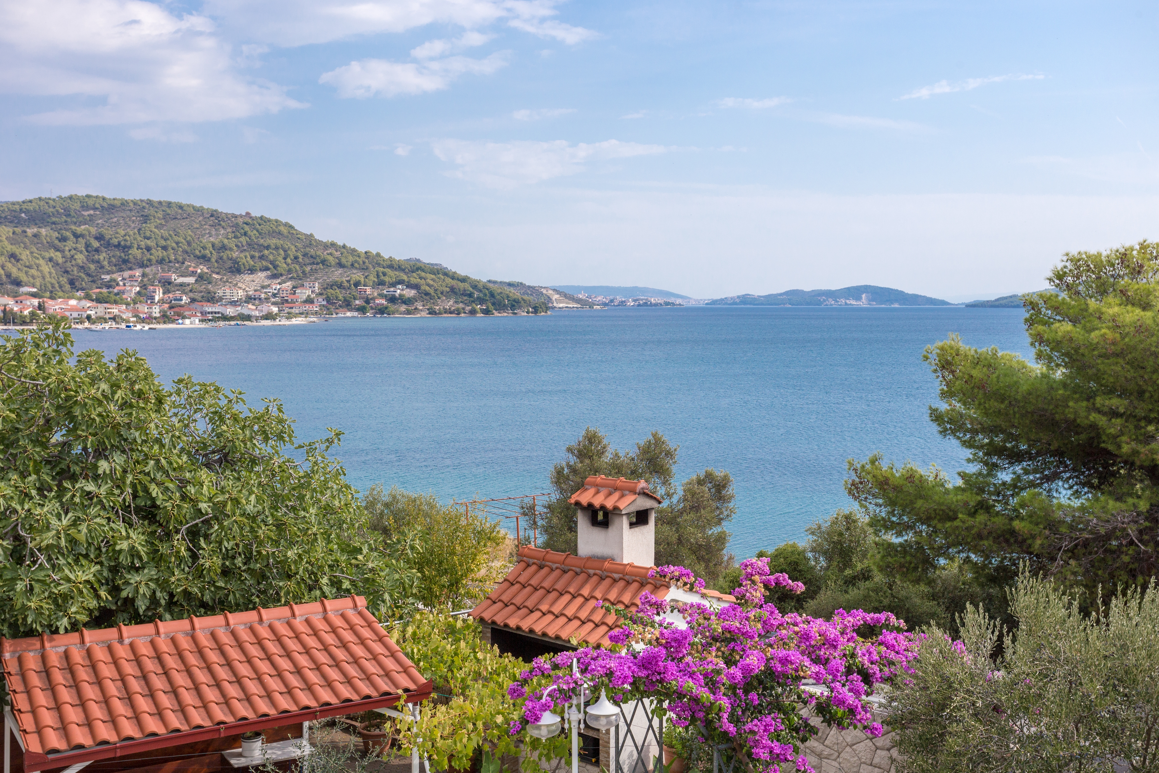 Three bedroom apartment near beach Poljica, Trogir  A-a