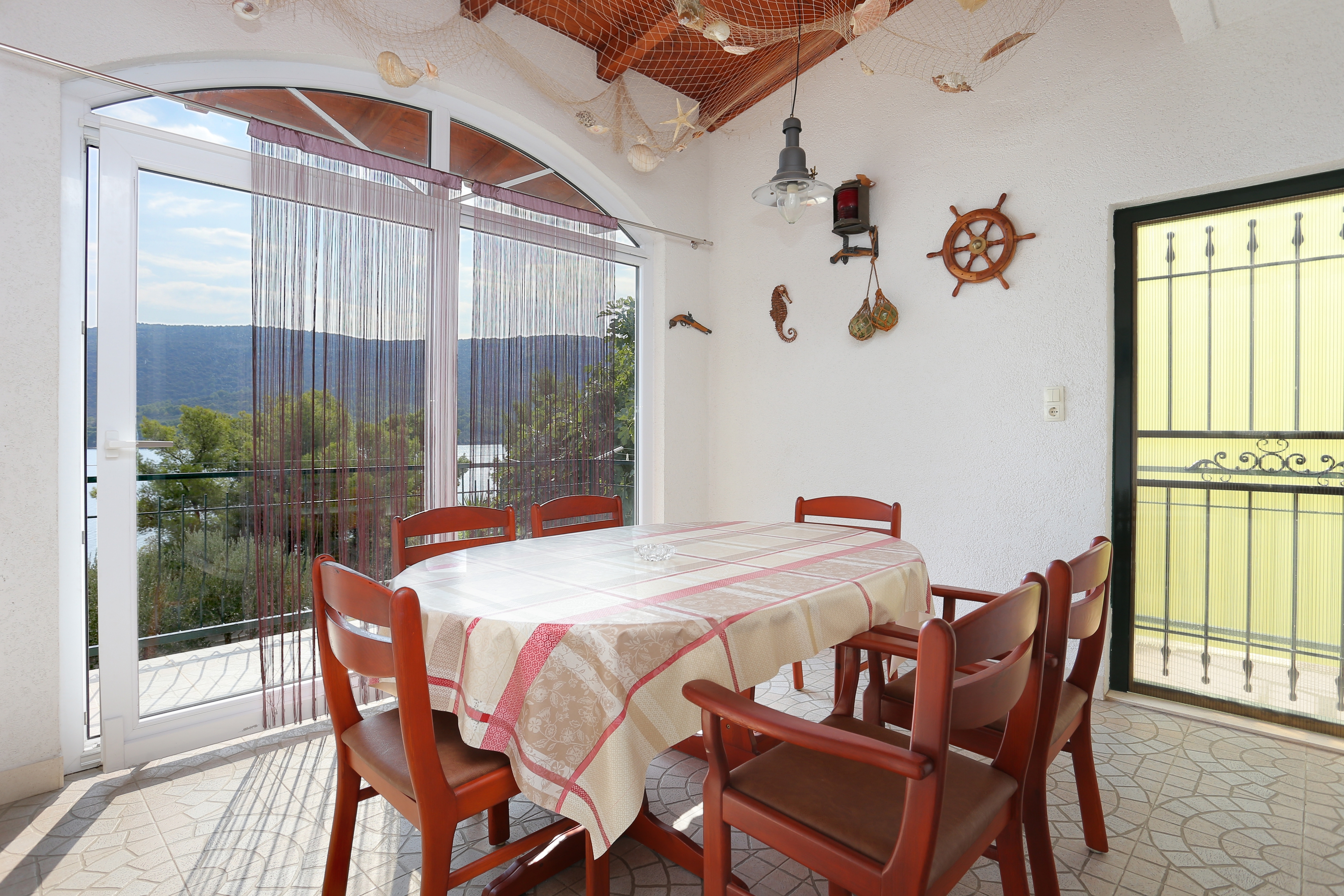 Three bedroom apartment near beach Poljica, Trogir  A-a