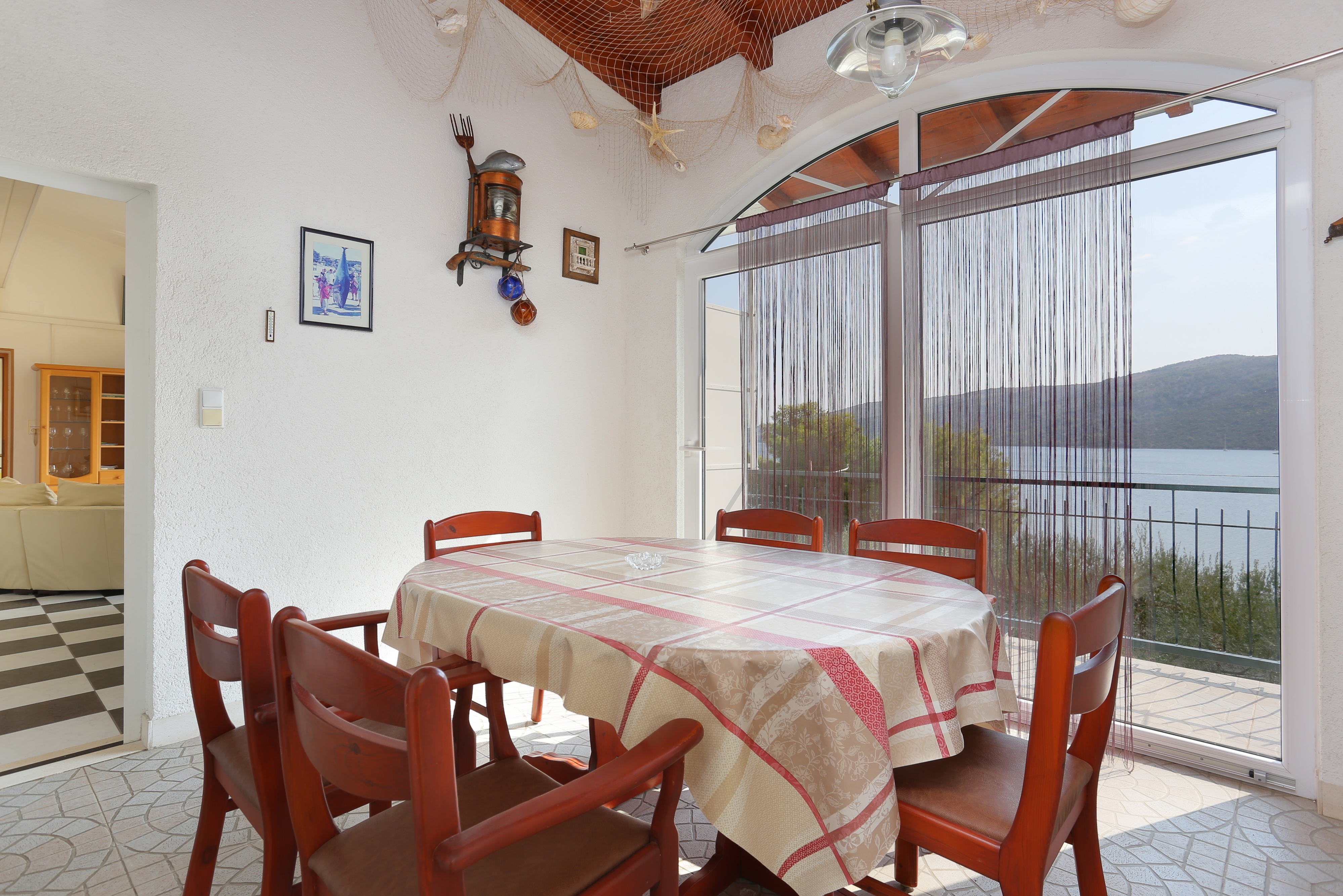 Three bedroom apartment near beach Poljica, Trogir  A-a