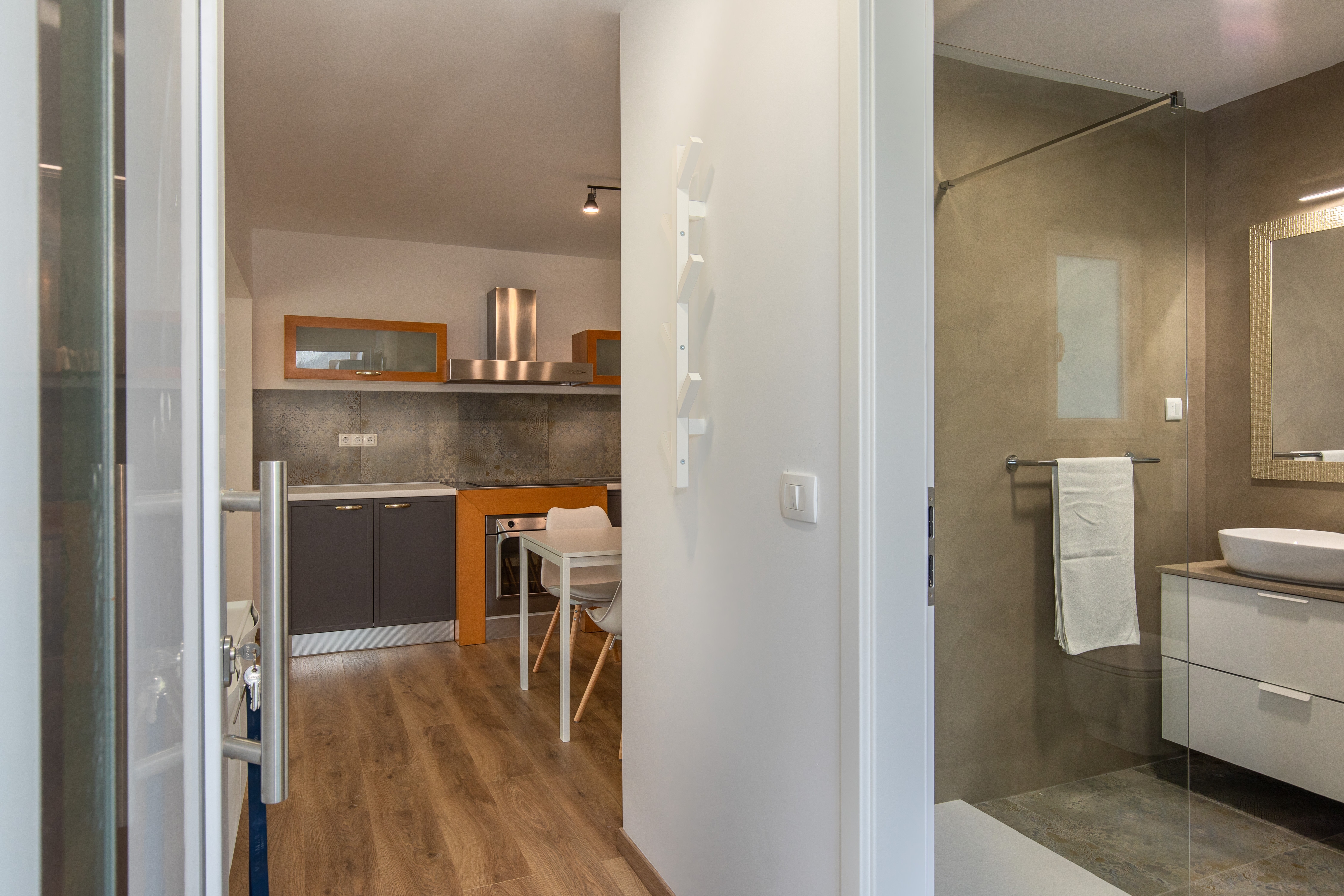 Two bedroom apartment with terrace Njivice, Krk  A-a