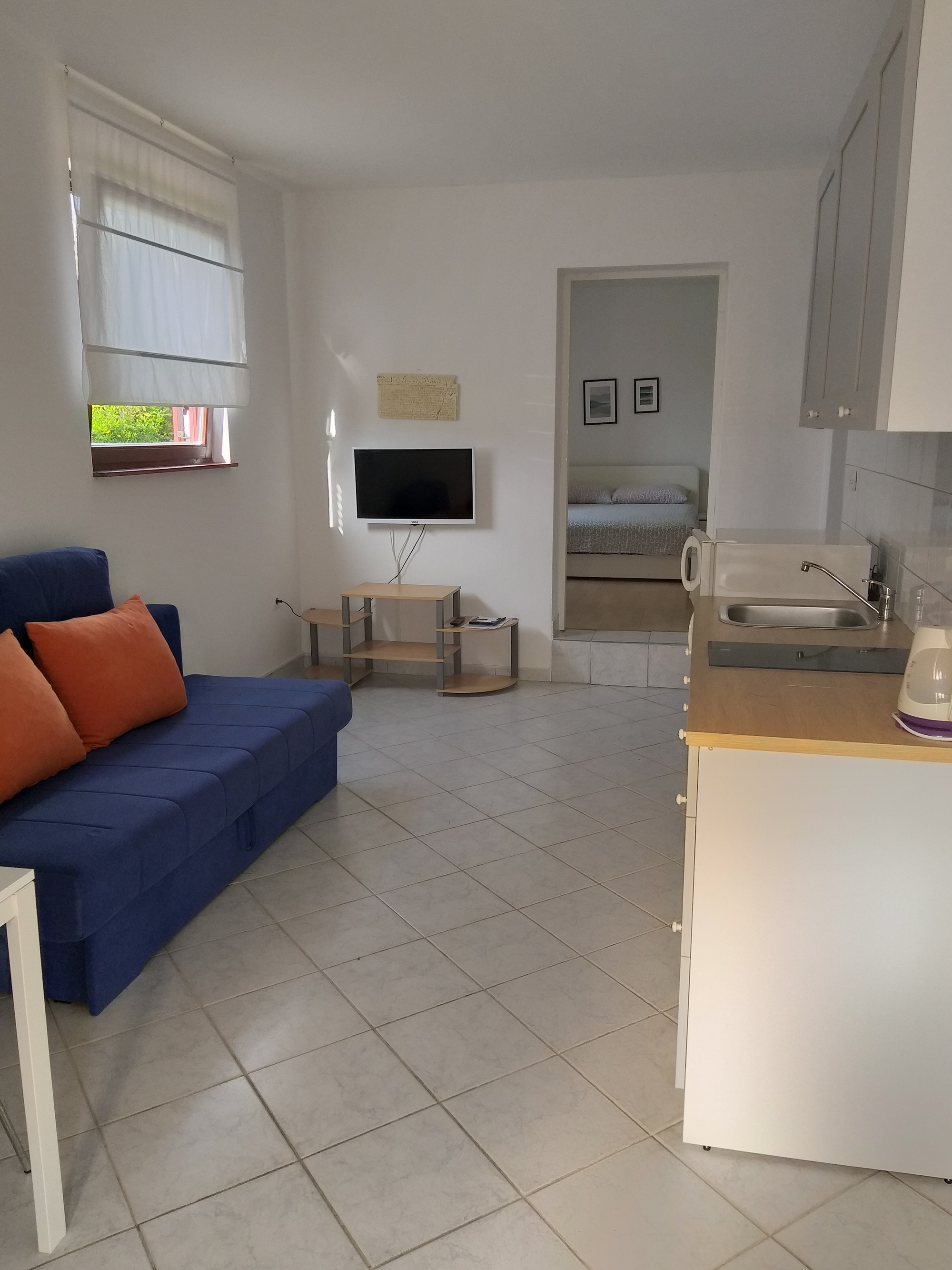 One bedroom apartment with air-conditioning Njivice (Krk) (A-17010-d)