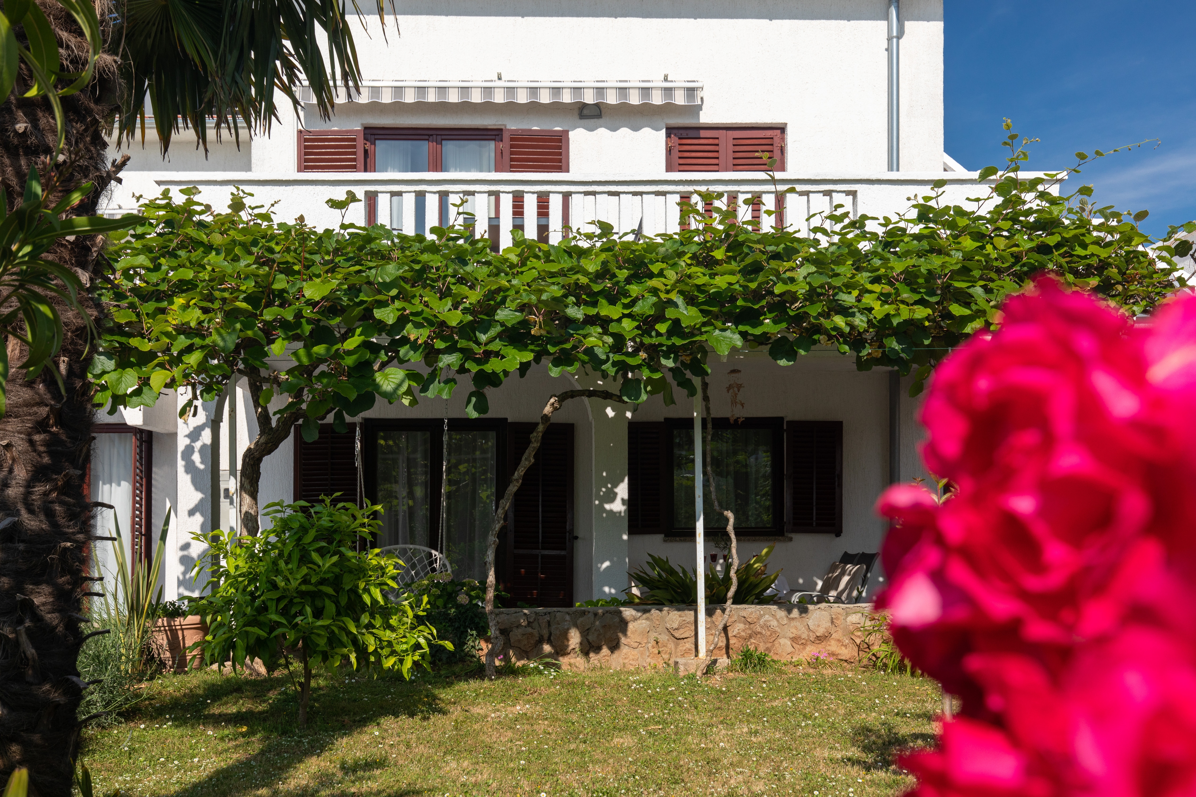 One bedroom apartment with air-conditioning Njivice (Krk) (A-17010-c)