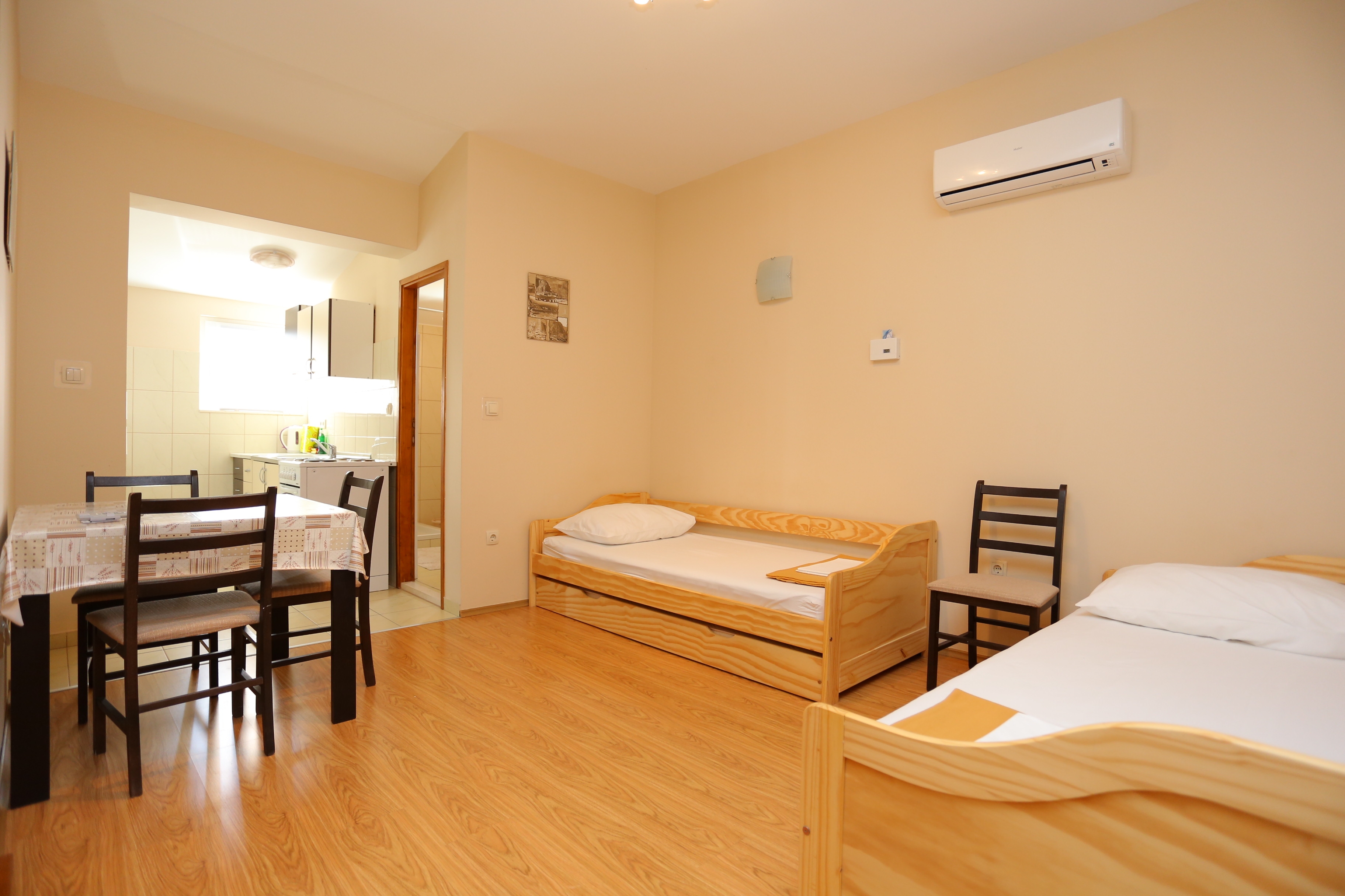 One bedroom apartment with terrace and sea view Nemira, Omiš (A-17039-a) One bedroom apartment with terrace and sea view Nemira, Omiš (A-17039-a)