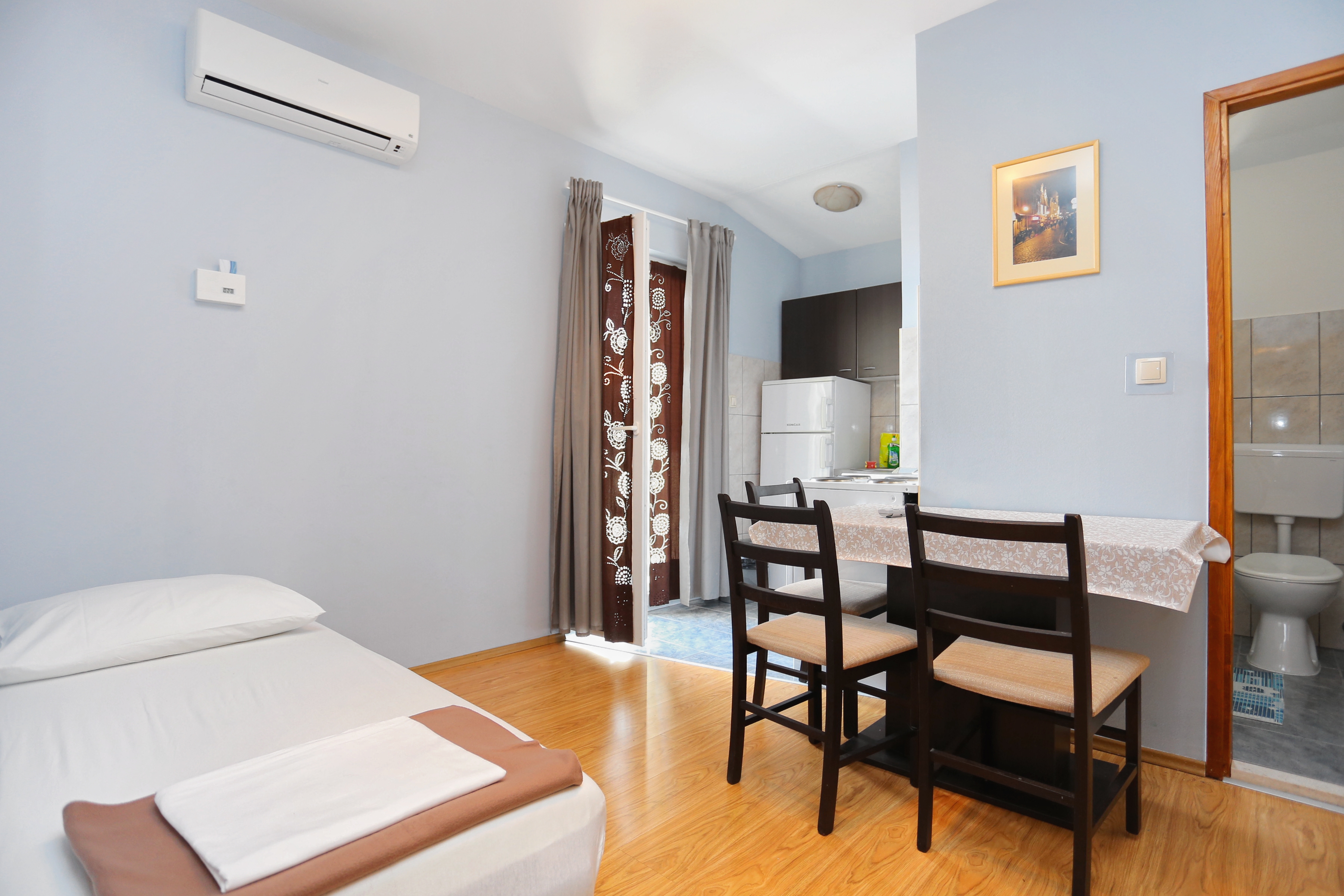 One bedroom apartment with terrace and sea view Nemira, Omiš (A-17039-c) One bedroom apartment with terrace and sea view Nemira, Omiš (A-17039-c)